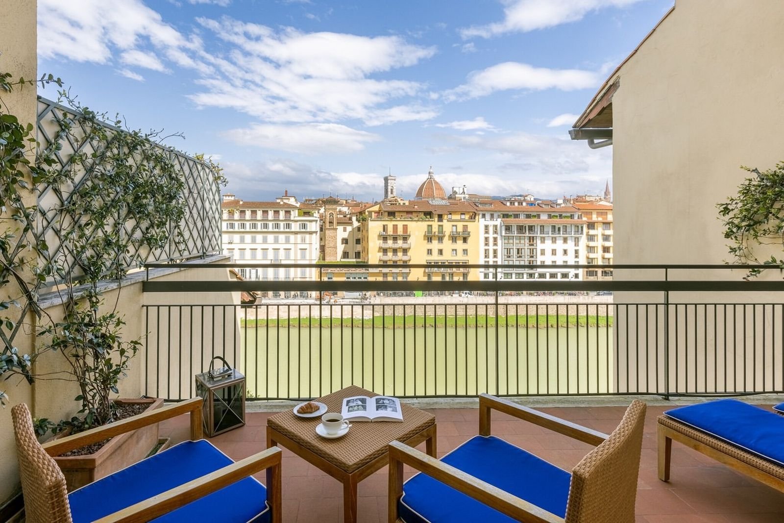hotel-lungarno-florence-suite-terrace.jpg
