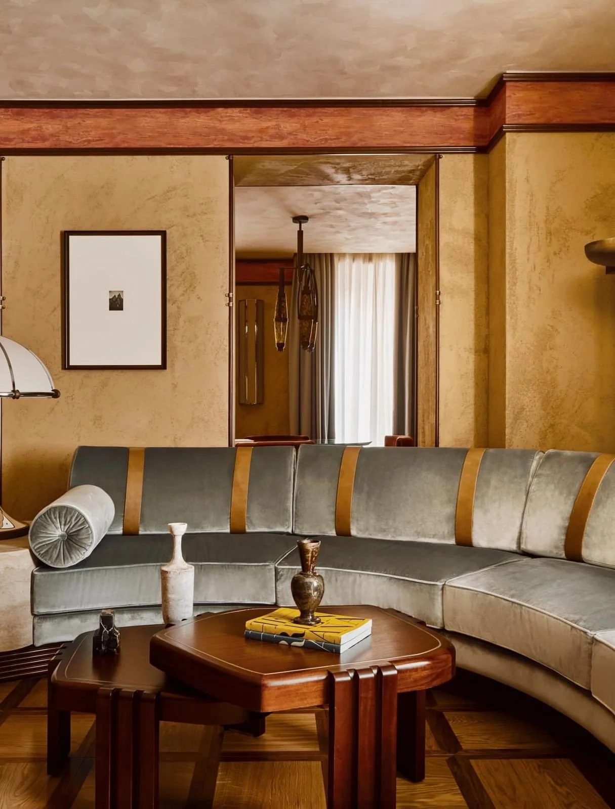 orient-express-la-minerva-rome-suite-living-room.jpg