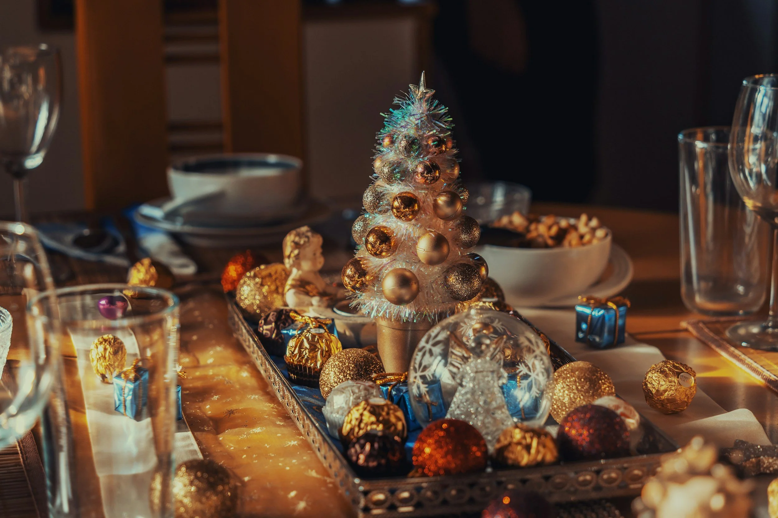 You Don’t Need to “Save Up” Your Calories for Holiday Events — Here’s Why