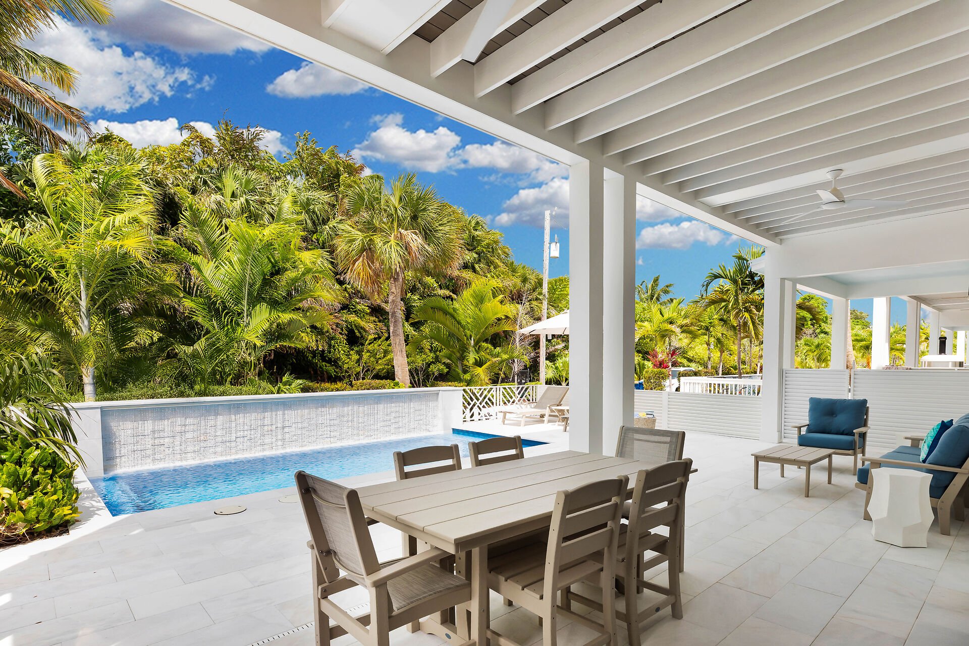 Poolside dining area