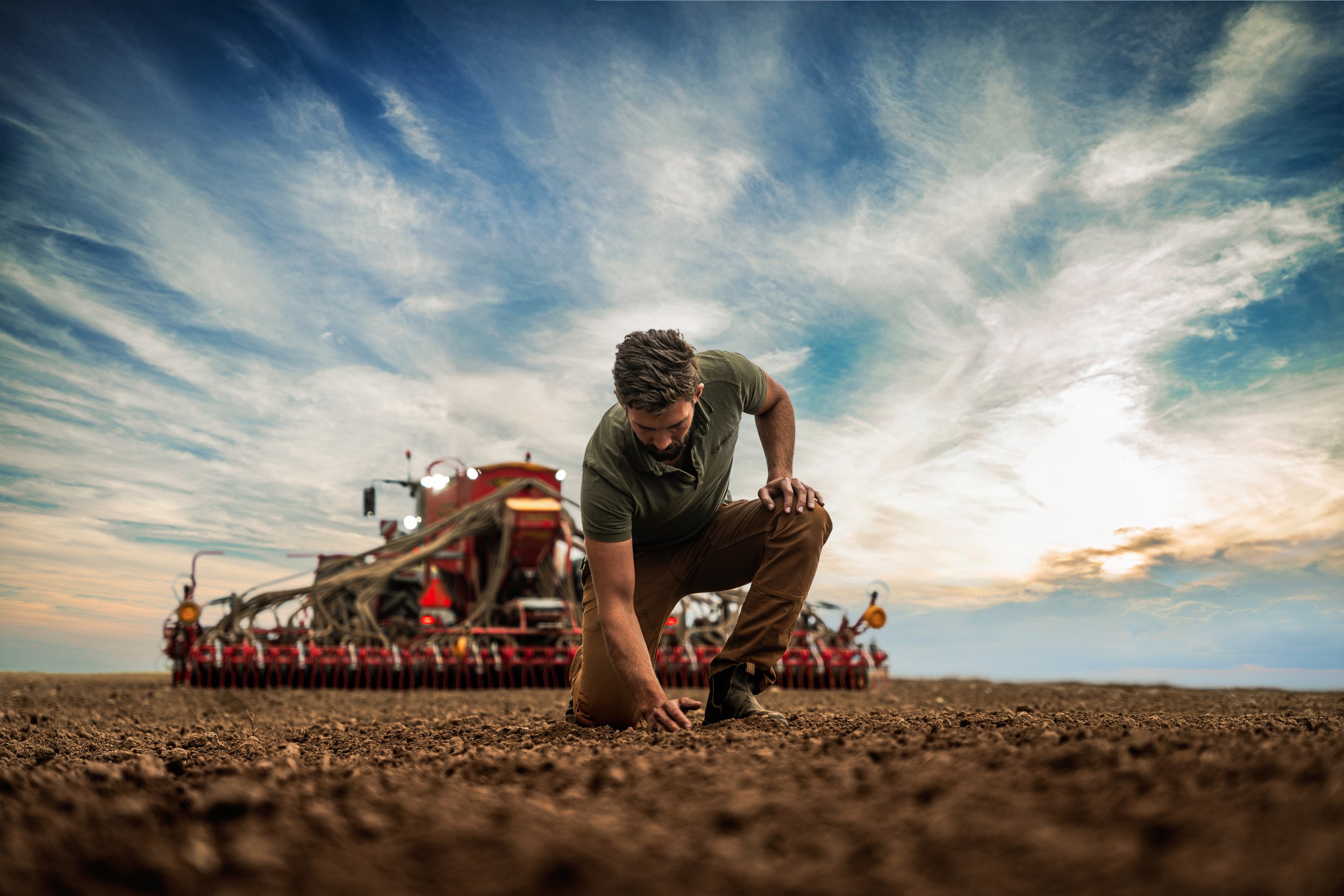 2025-09-16 EDIT_SPIRIT 2.0_FRAMSIDA_BO_STARK-2.jpg