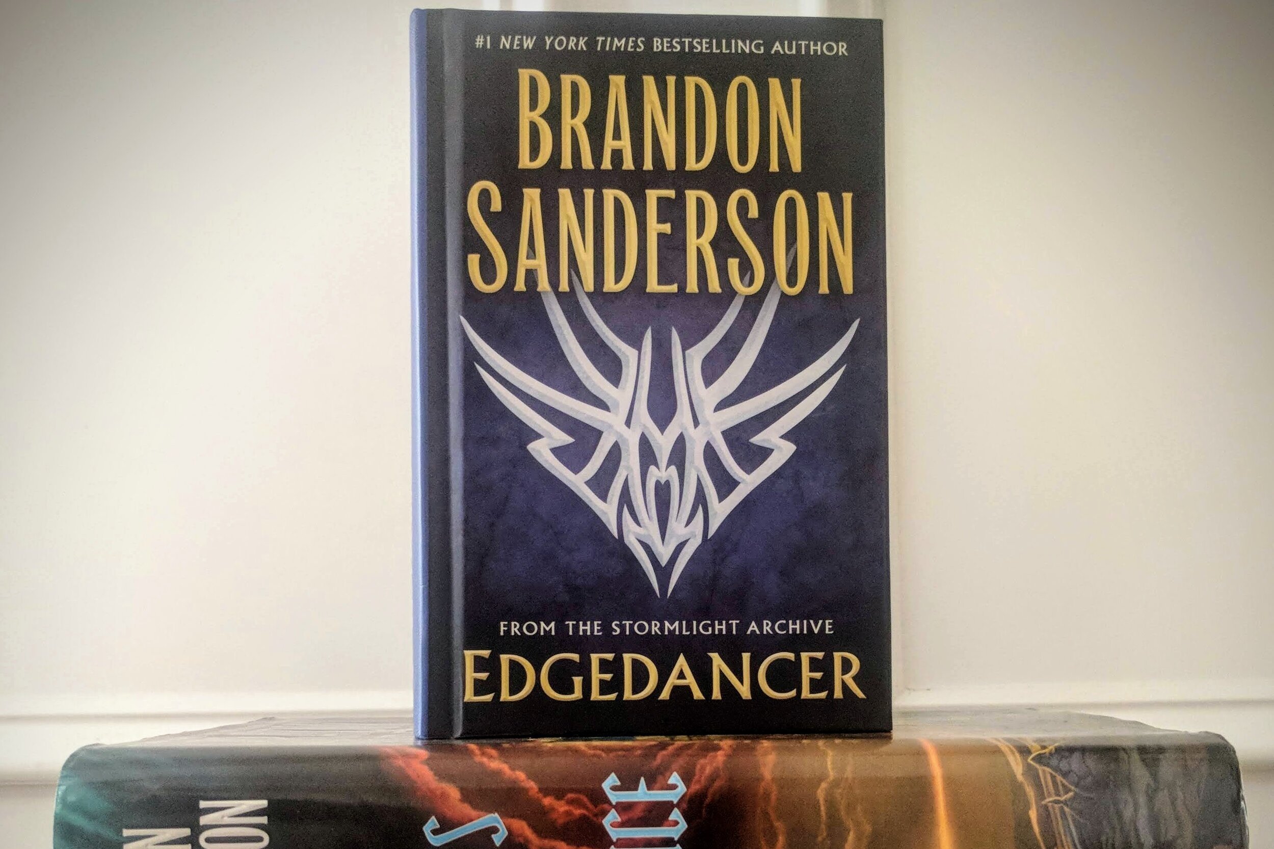 A Review: Oathbringer by Brandon Sanderson — Jim Wilbourne