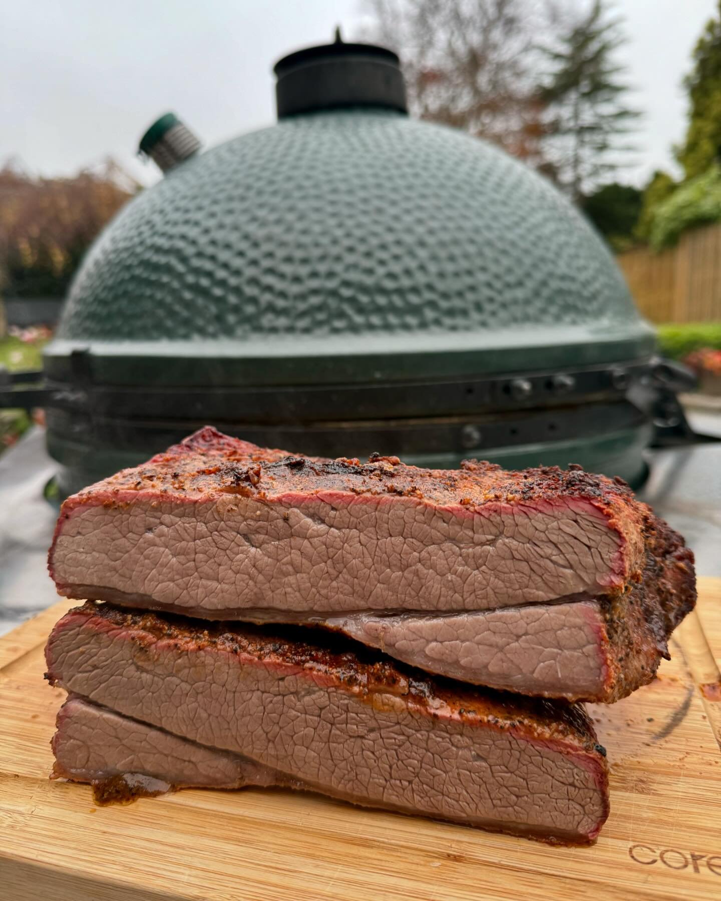 Hot &amp; fast smoked brisket on the @biggreenegguk 🔥

I&rsquo;ve wanted to give this a go for a while now, so cooked this 5kg brisket at 150c (ish)on the Egg, using the conveggtor, and wrapped it in butchers paper when it stalled at 74c. It took ab