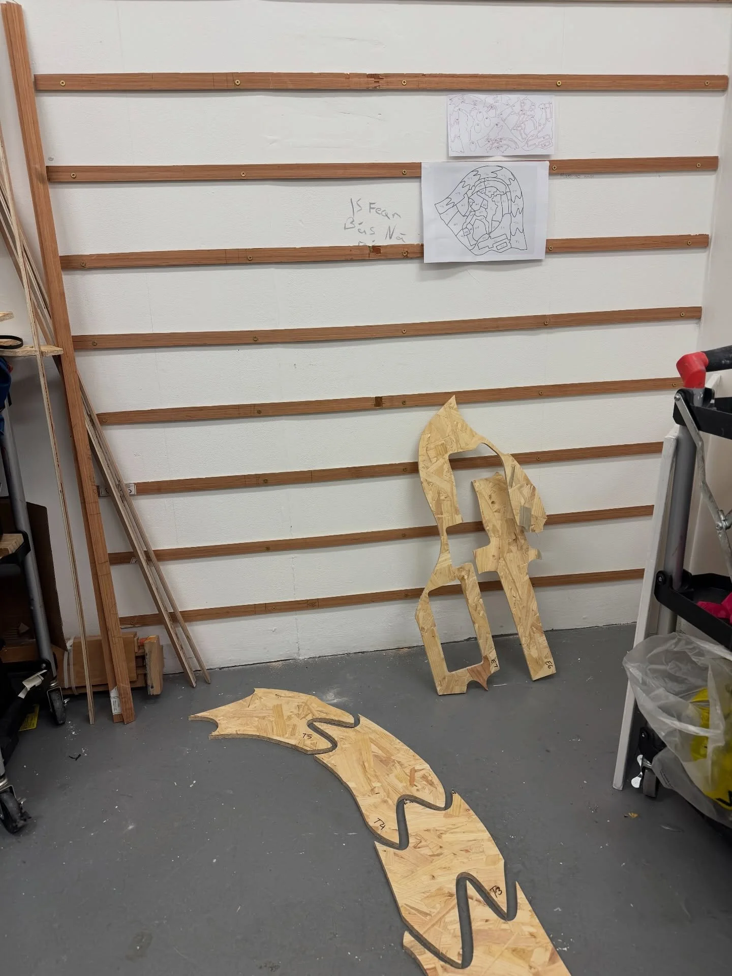 Finished marking and orienting all sections. Bases measure up to 150H x 150L (cm) so the cleats will definitely fit. Now tidying up and off to dinner. Ready to add the fixings to the backs tomorrow.