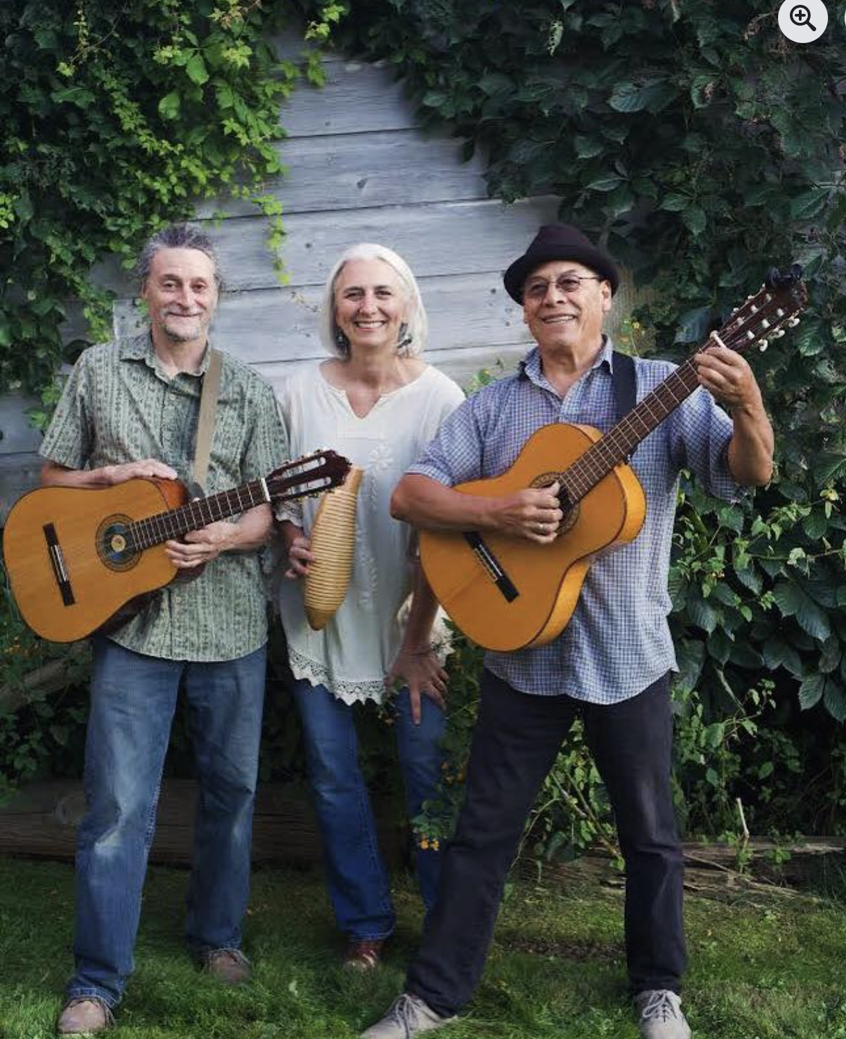 Los Nietos at Sterlingtown Public House