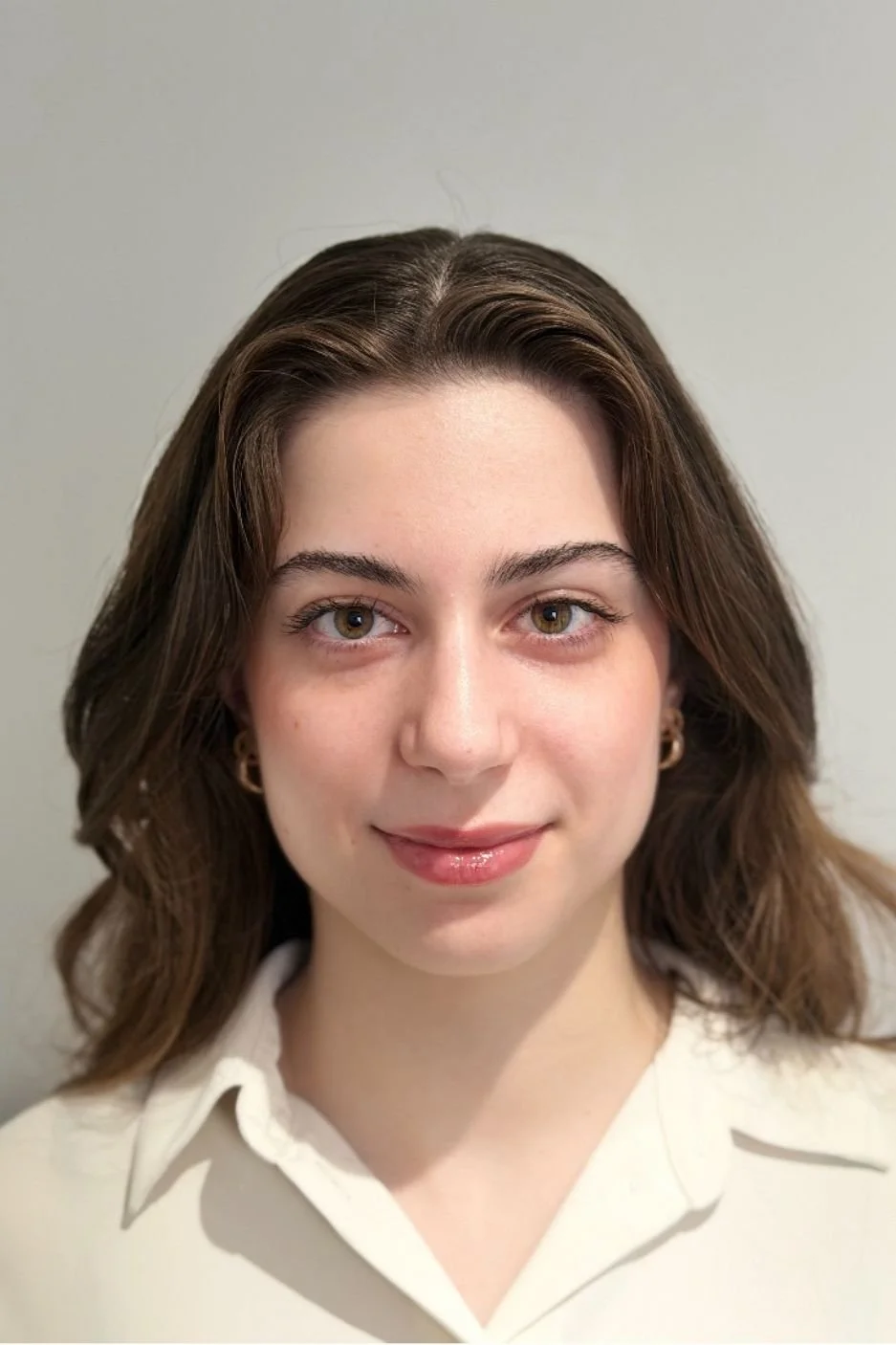 headshot of Teodora Radut