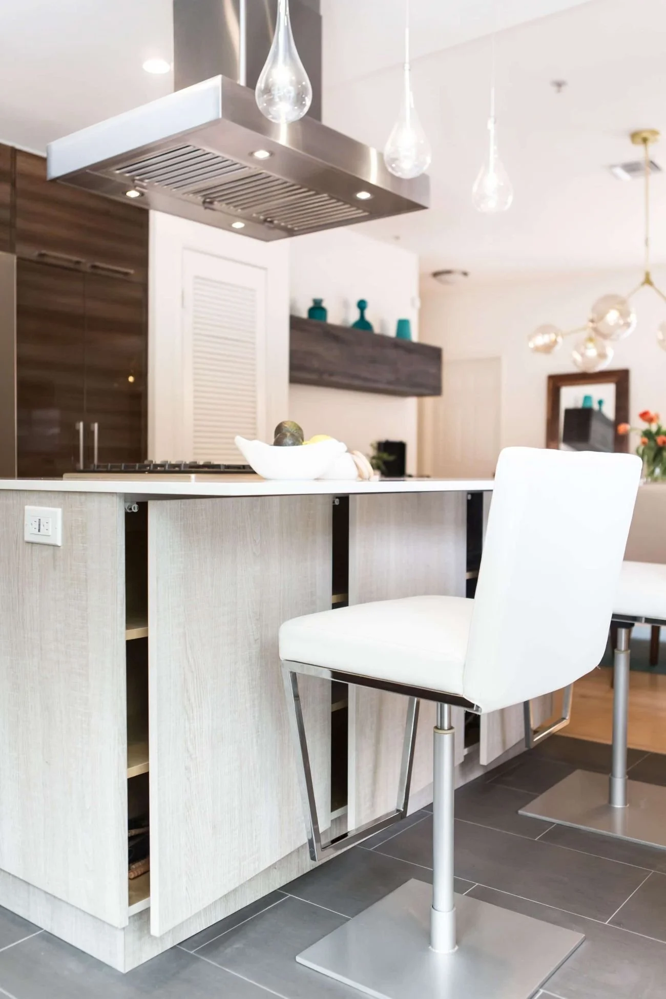 Modern Condo Kitchen Remodel in Santa Monica, CA