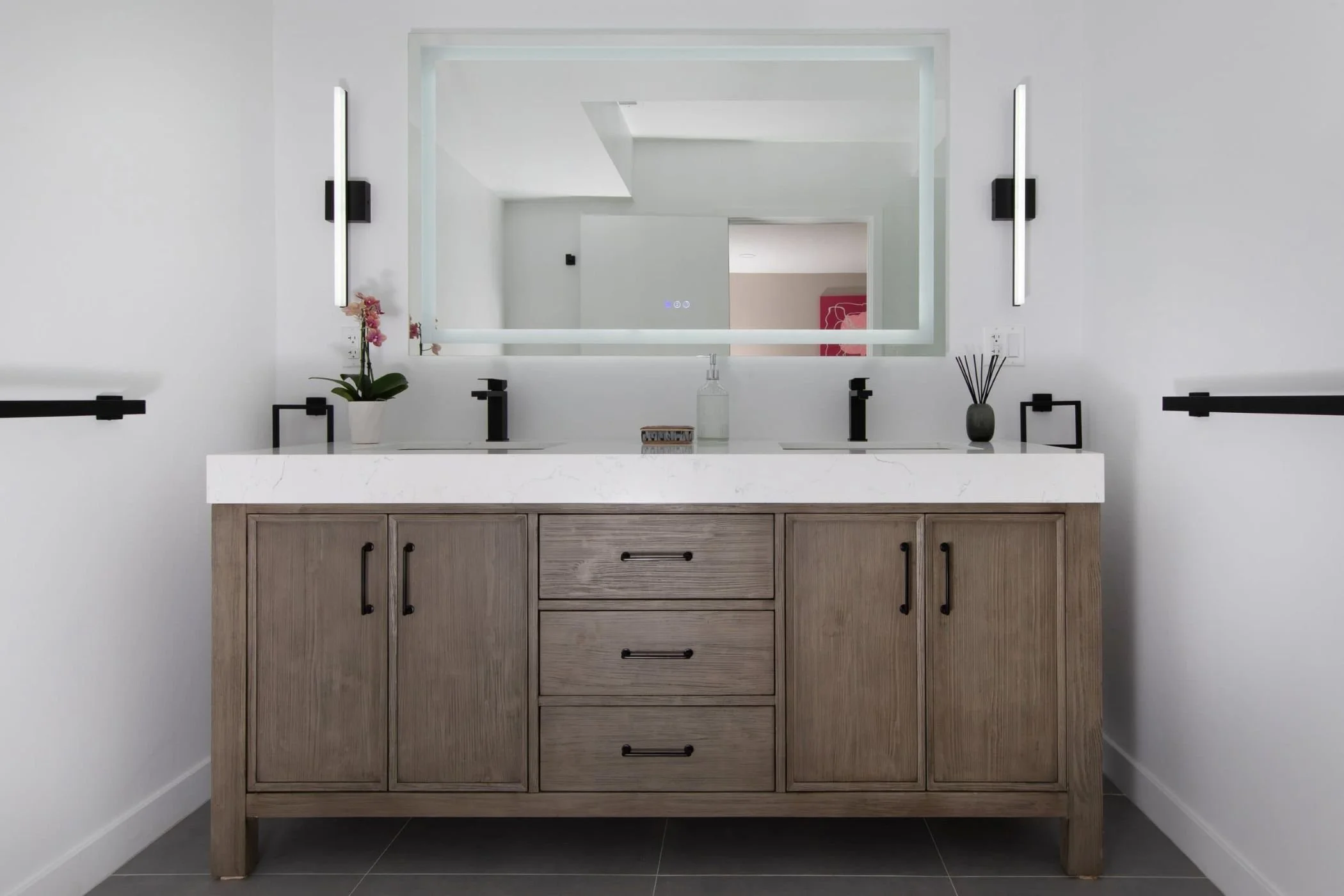 Marina del Rey Modern Bathroom