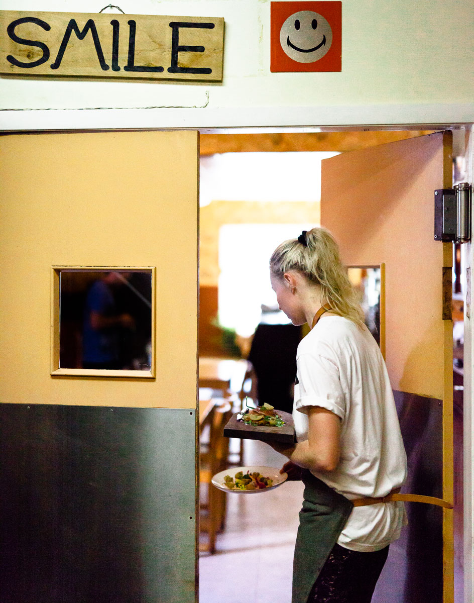 Saskatoon-0051-Chef-Documentary-Style-Photo-The-Hollows.jpg