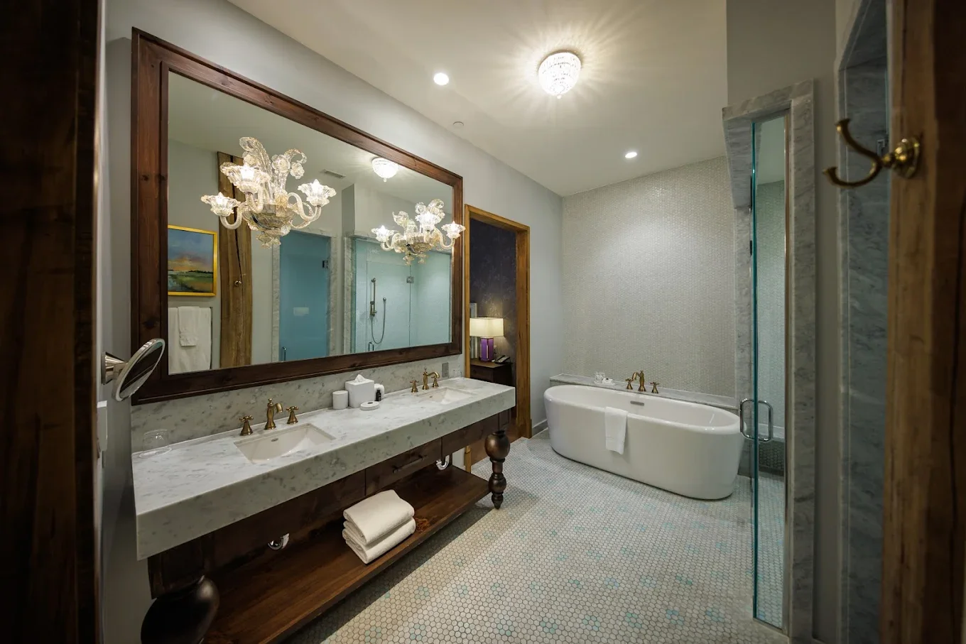 EM ROOM 2023-67.webp