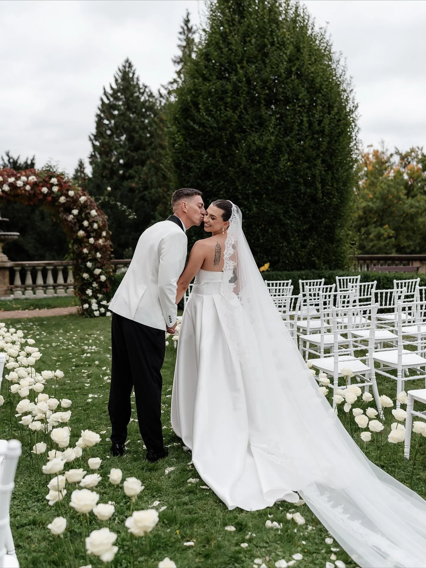 Veronika and Reece in the stunning Chateau Zbiroh, Prague 11.10.25 ✨

Veronika and Reece brought family from all over the world for a beautiful wedding, celebrating their love with family and friends from New Zealand, Australia, the U.S, Czech Republ