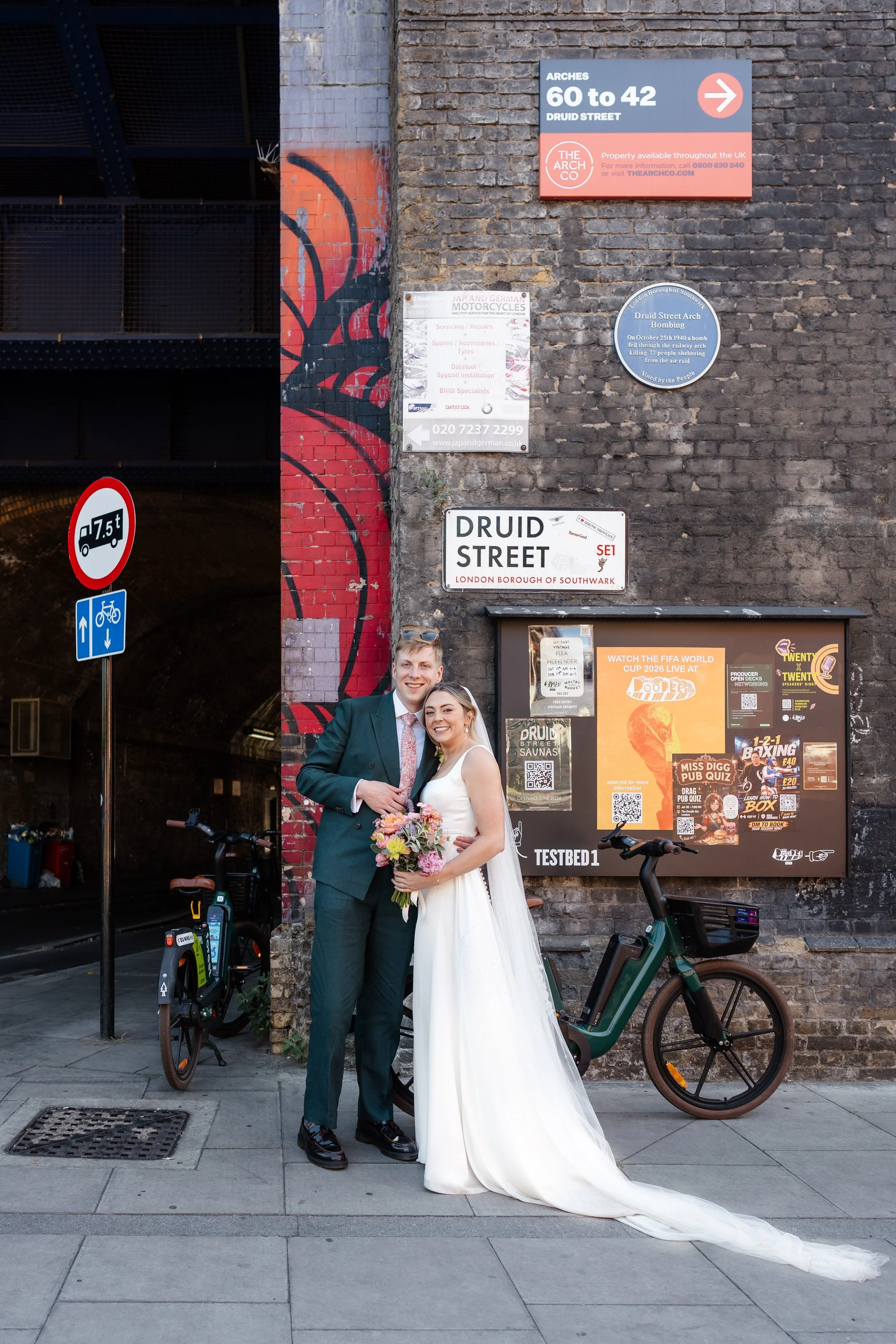 Jaz and Harry - St Pauls Cathedral -48-1.jpg