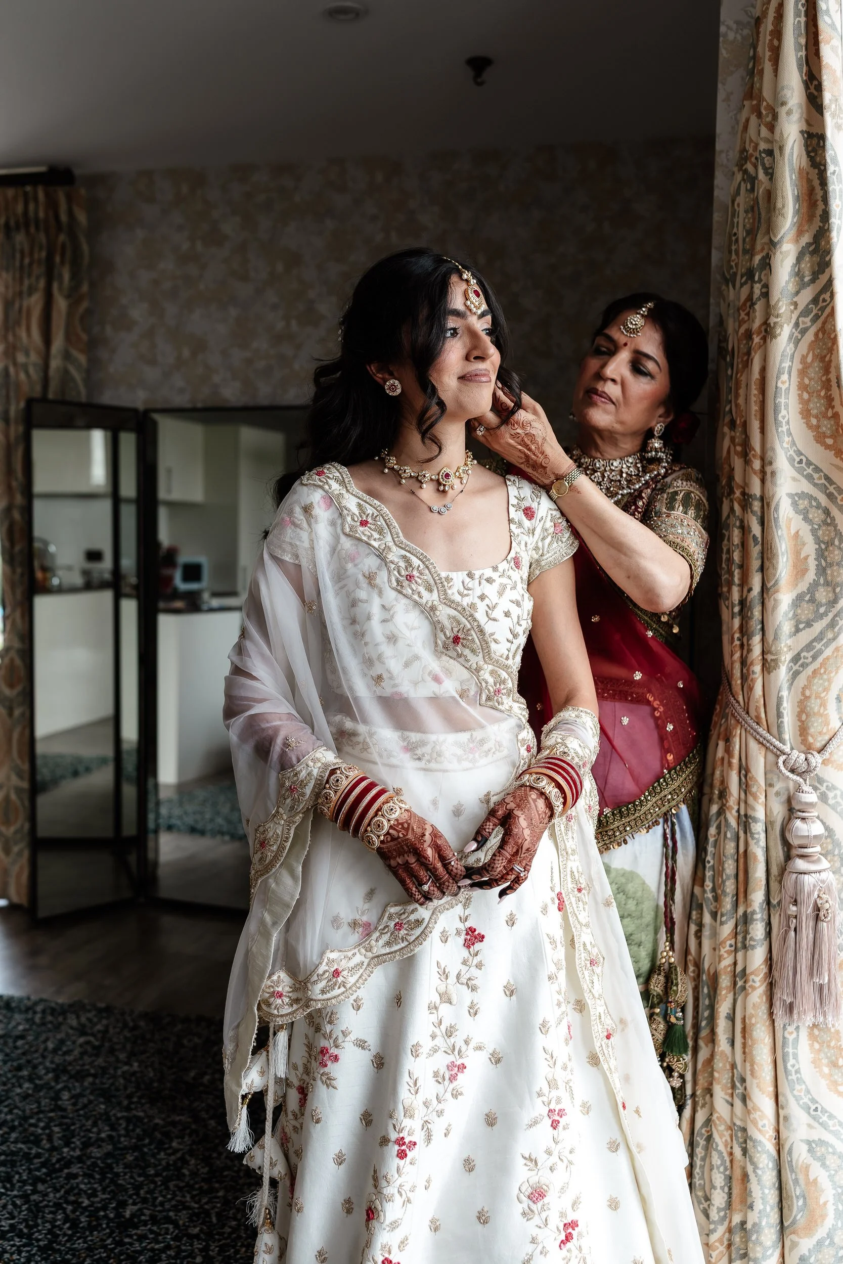 Asmita and Susil Froyle Park-7.jpg