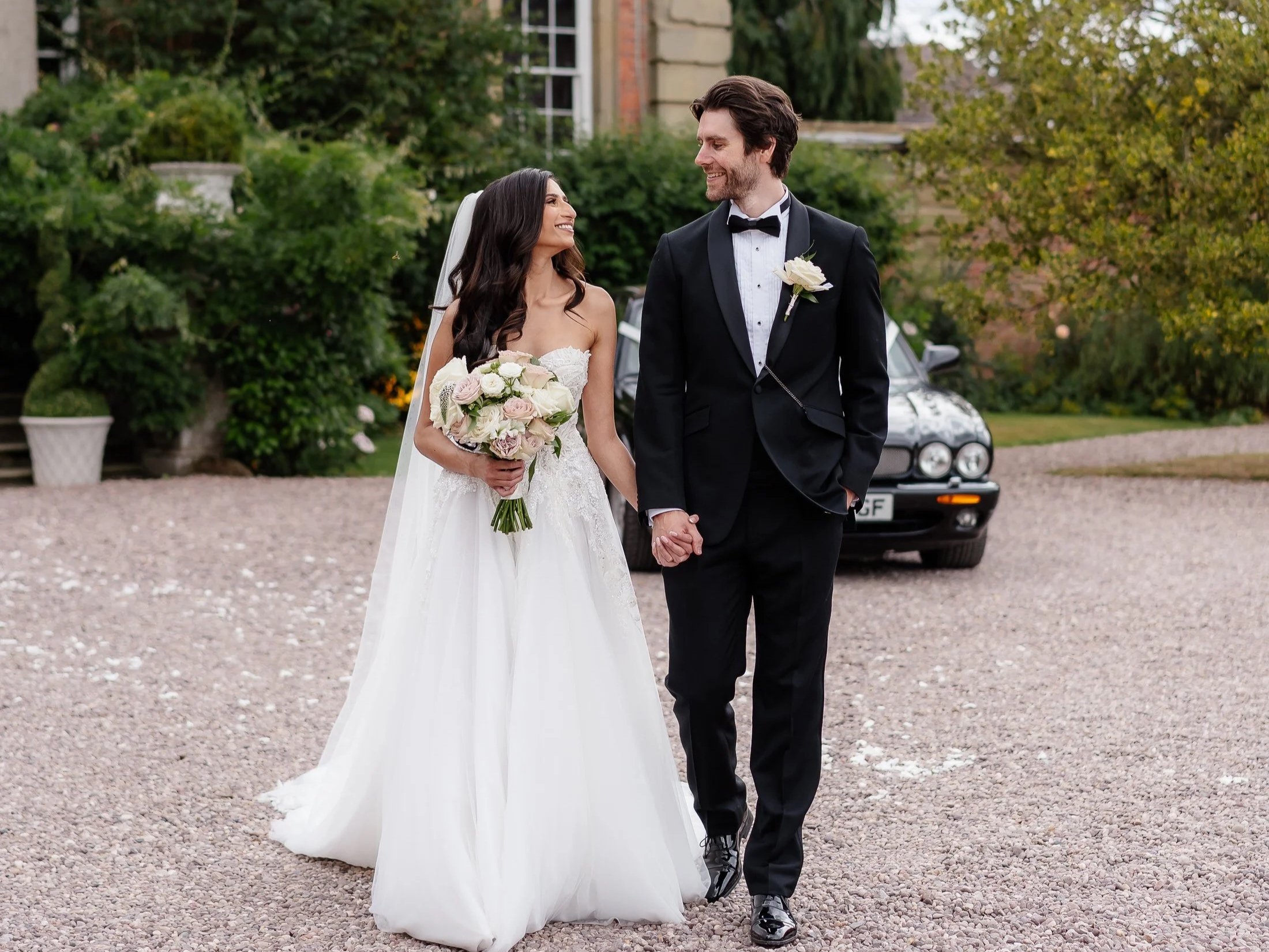 Jasi and Ryan's Timeless Wedding at Davenport House
