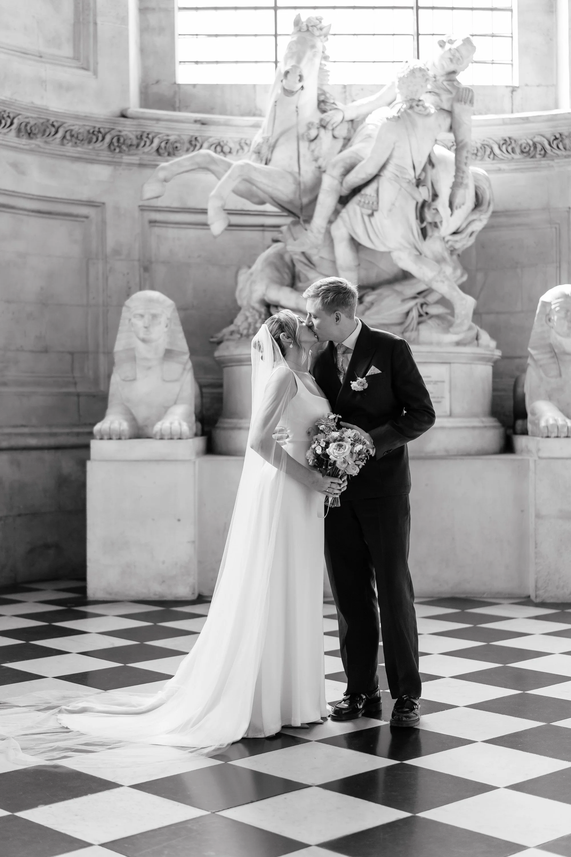 Jaz and Harry - St Pauls Cathedral -27-1.jpg