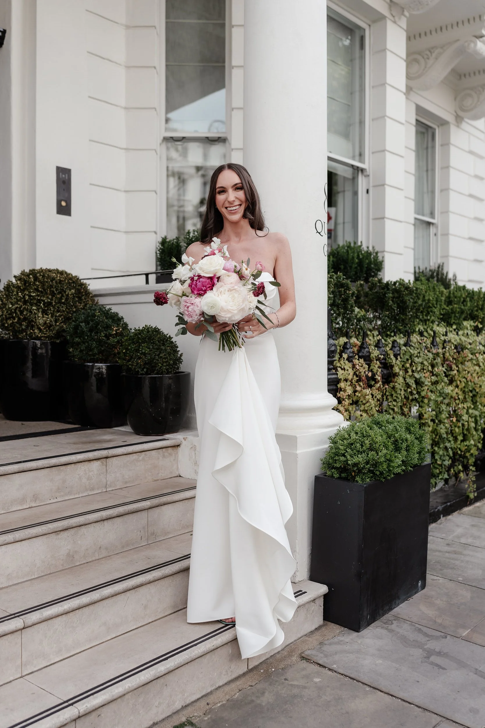 Zoe and Dan - Chelsea Town Hall -68.jpg