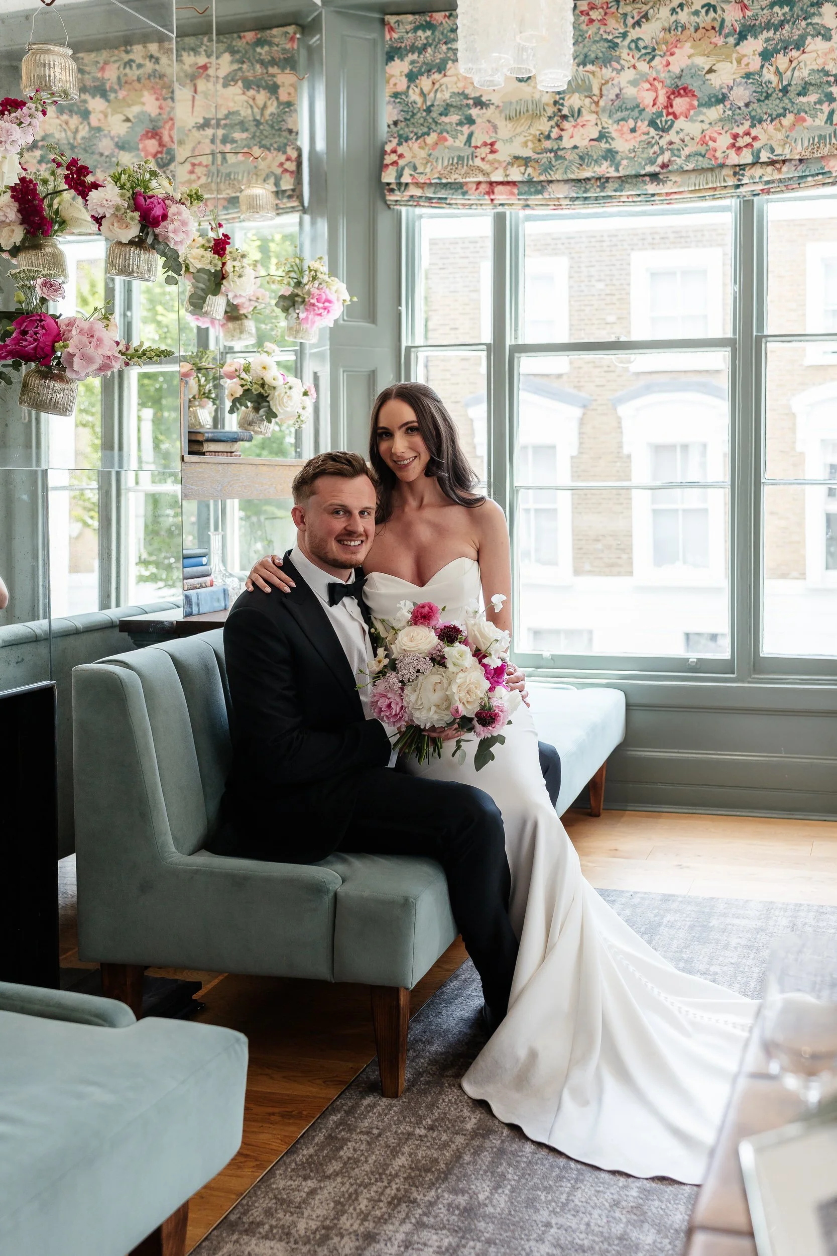 Zoe and Dan - Chelsea Town Hall -193.jpg