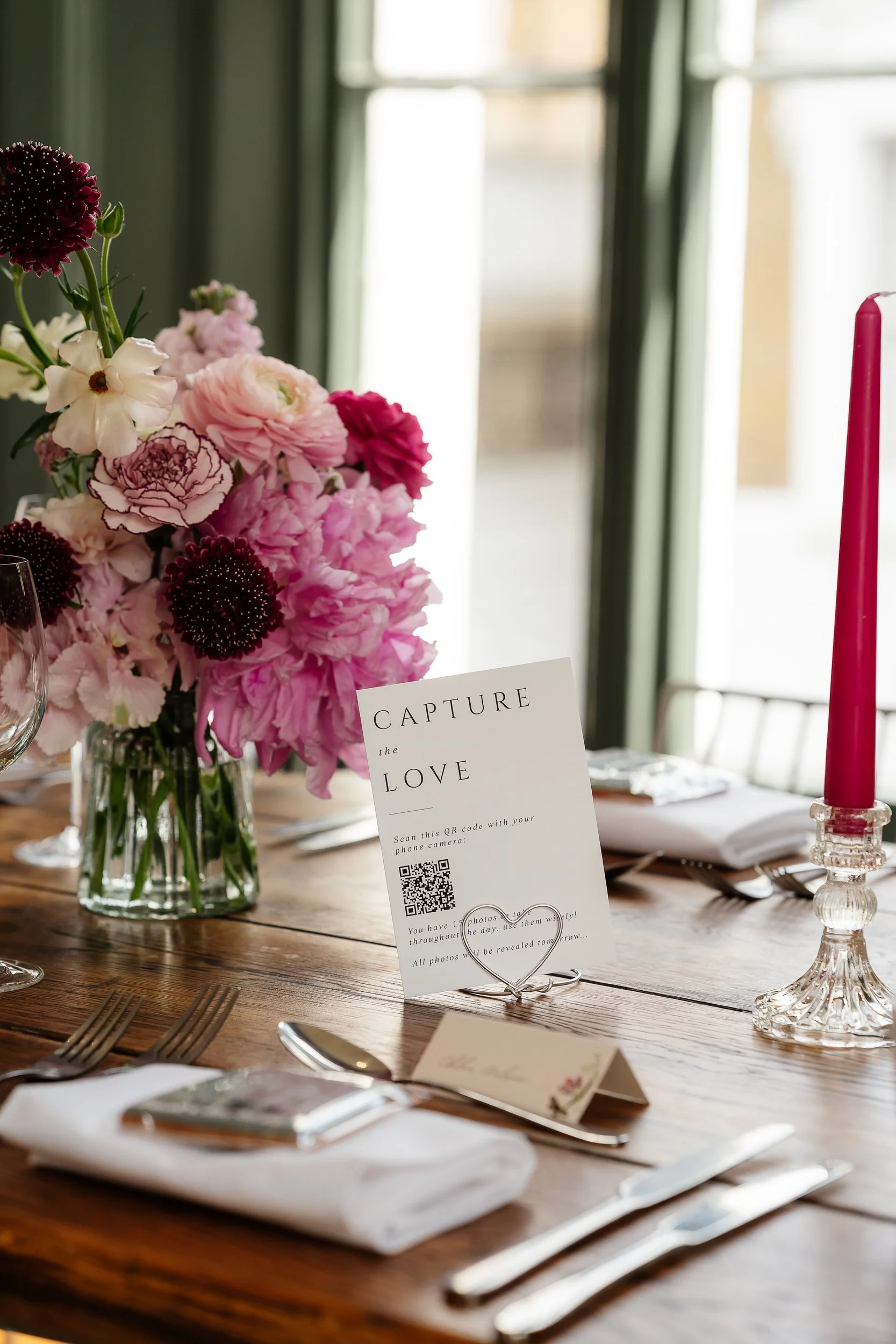 Zoe and Dan - Chelsea Town Hall -215.jpg