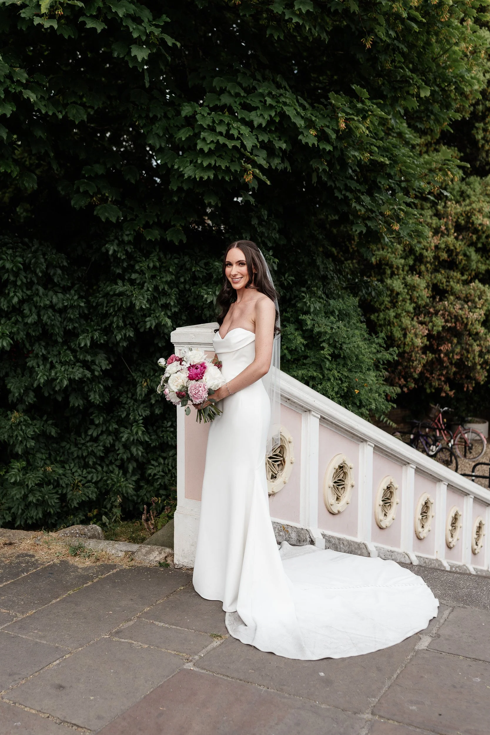 Zoe and Dan - Chelsea Town Hall -283.jpg