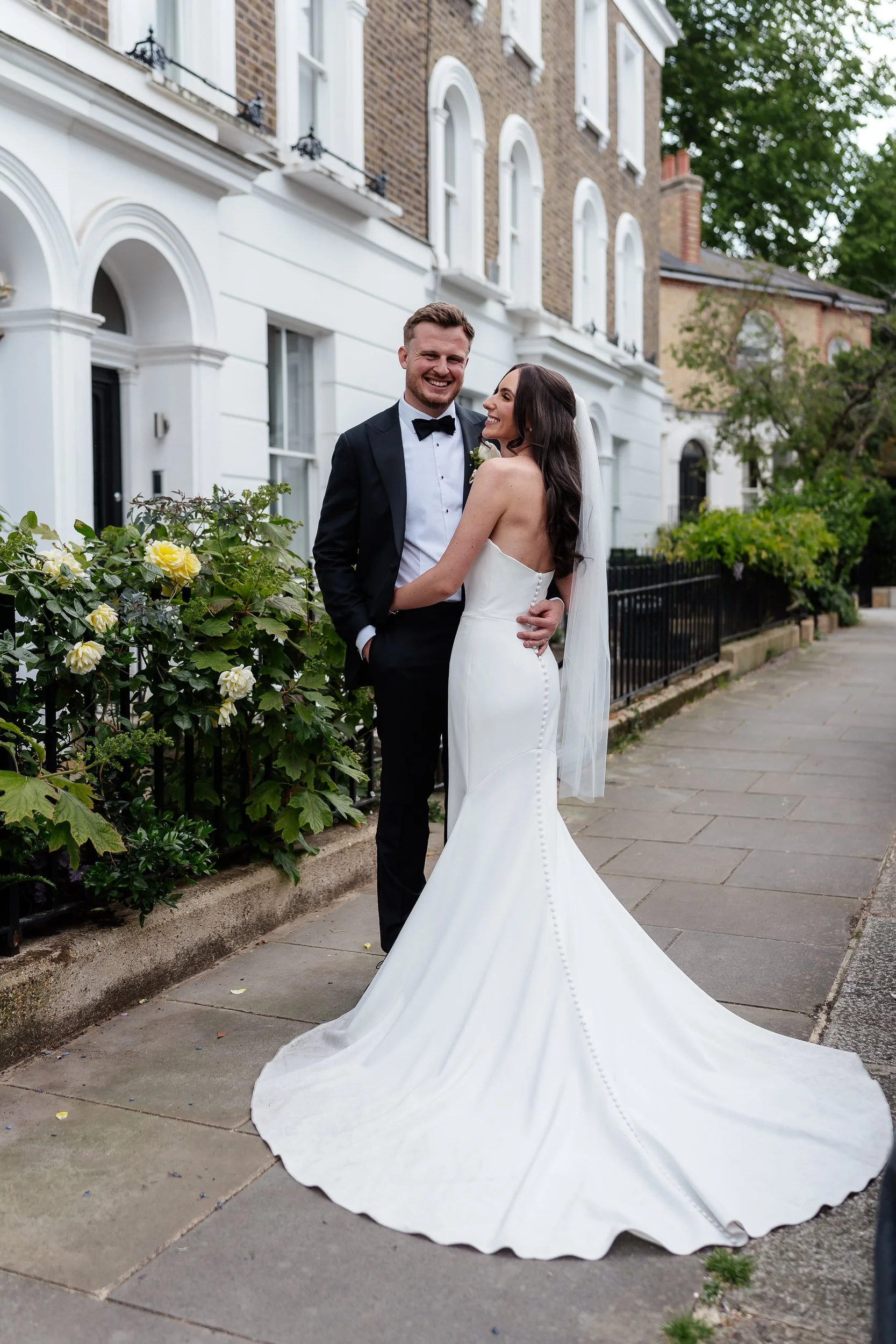 Zoe and Dan - Chelsea Town Hall -298.jpg