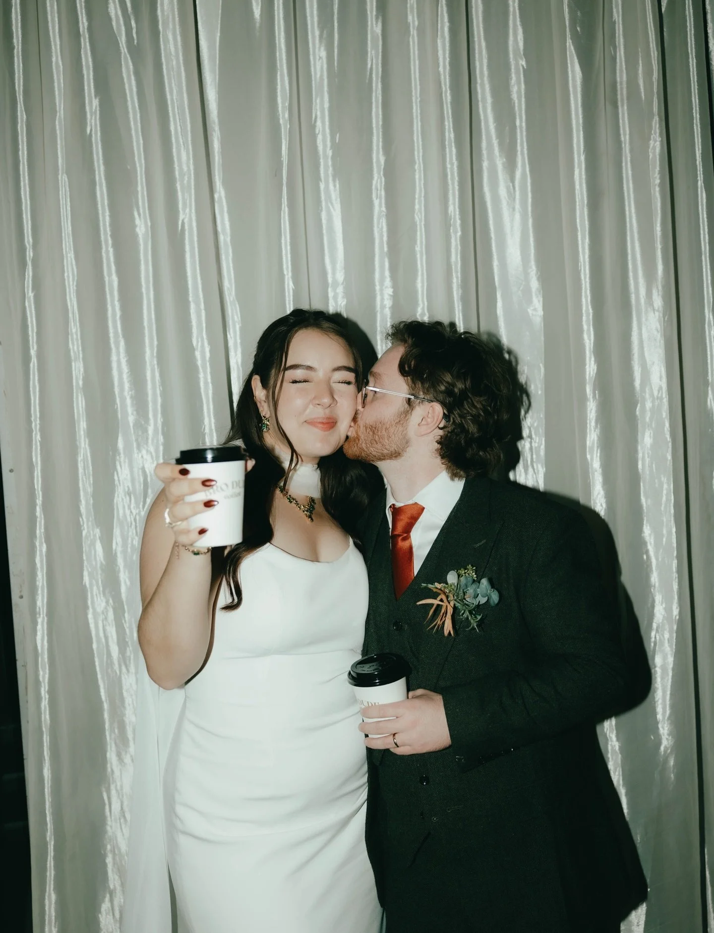 looking back on an october night with amalia + luke. latte art poured by bride + groom &mdash; put that moment in our top 5 🫂

photo: @maclinphotoandfilm 
venue: @theeaglehistoricwarehouse