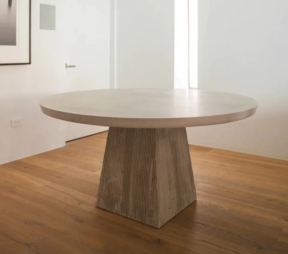 Busta Tablebase 01.jpg