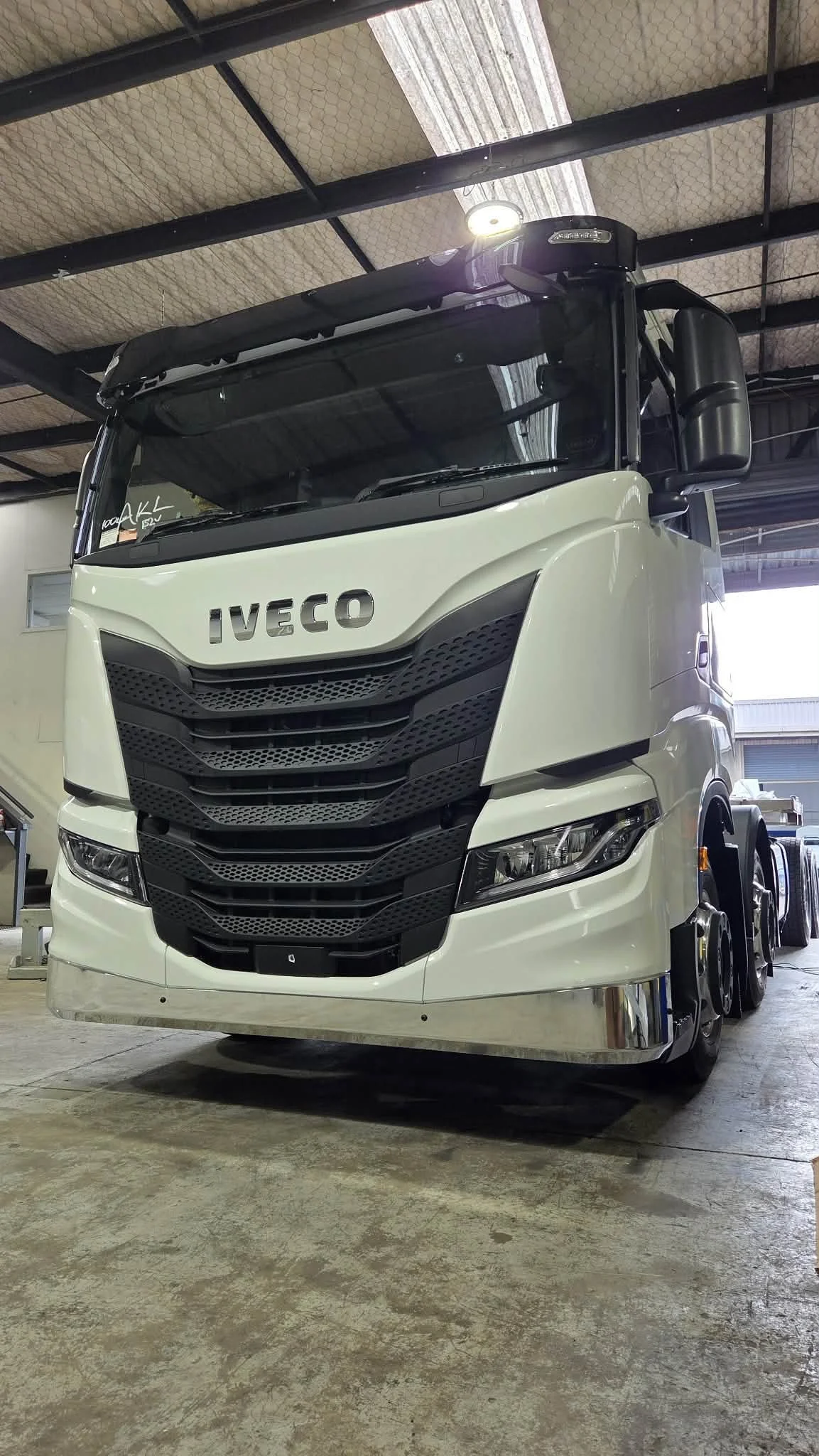 Truck bumper2.jpg