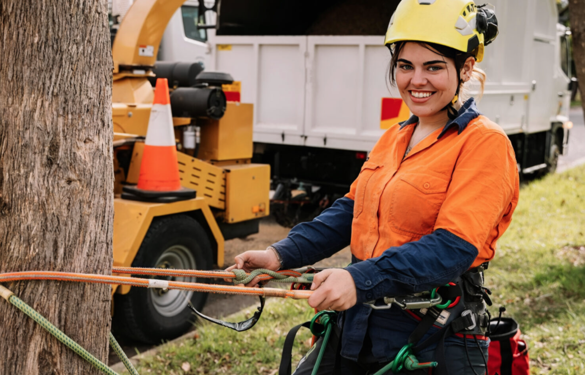 Training More Clean Energy Workers With Apprenticeships