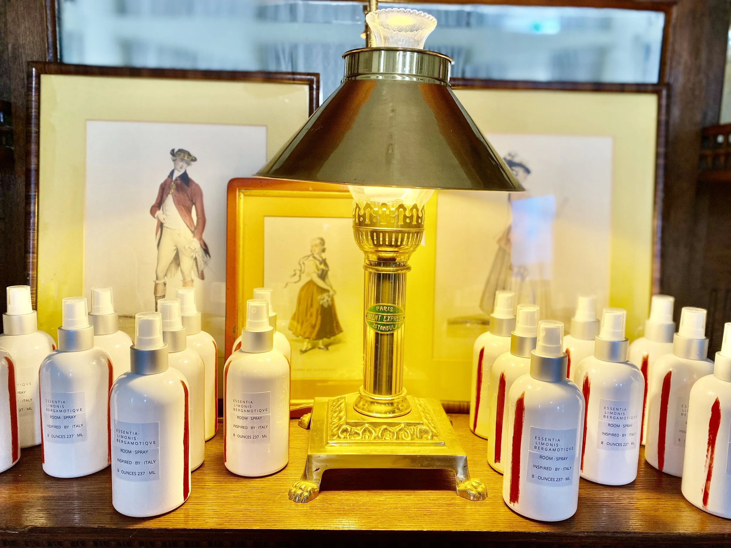 Lemon Bergamot Group Light .jpg