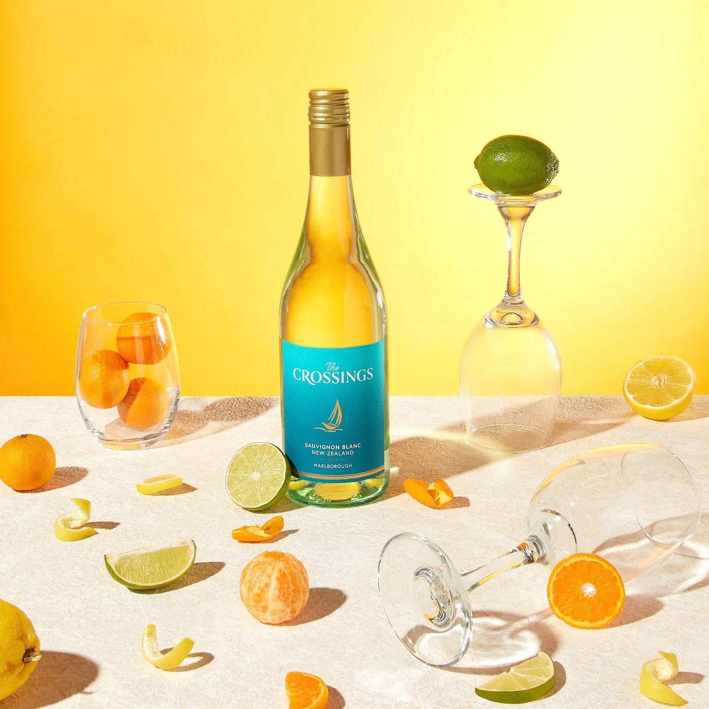 They say don&rsquo;t bring sand to the beach 🏖️&hellip;

How about wine instead?🥂

Camera: Canon MarkViii and lens 24-70mm, @canonusa
&bull;
&bull;
&bull;
#foodstylingandphotography #winephotography #photographyandstyling #winephoto #foodstylish #p