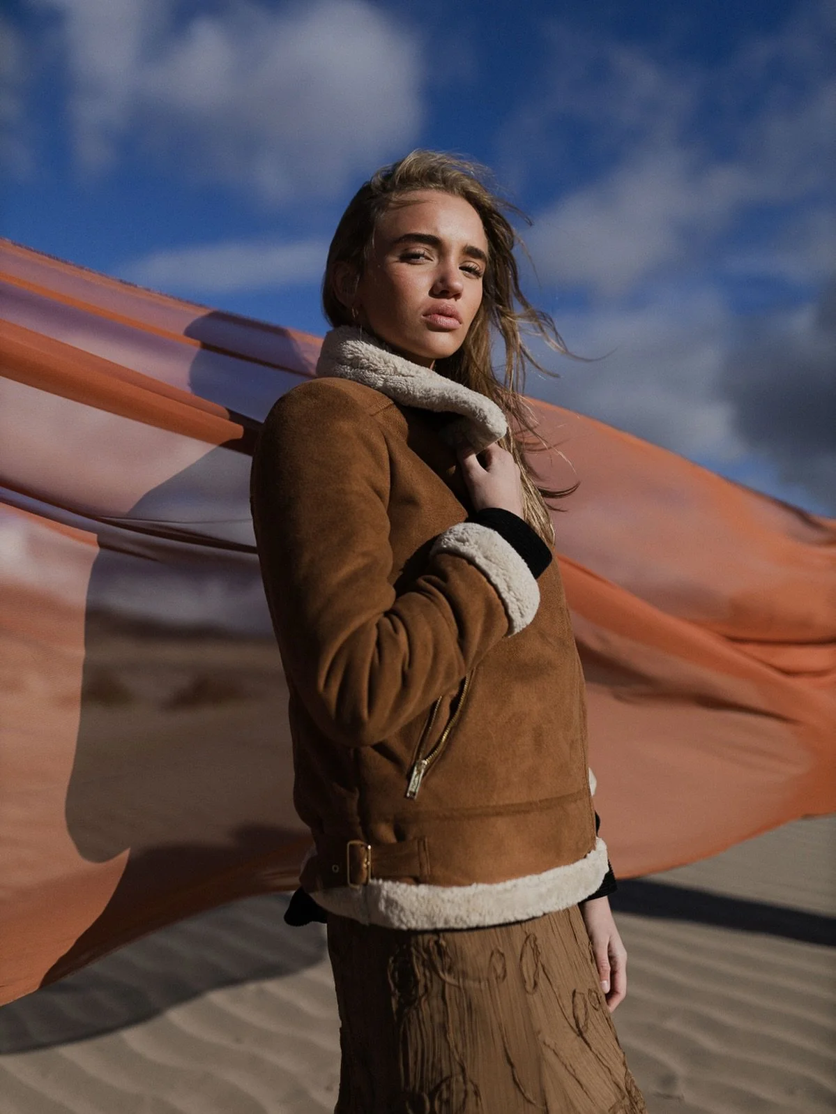 Ready for a crispy breeze. 

Photographer: @spencers_portraits 
Model: @kirstenseljaas 
Stylist: @lobeynii