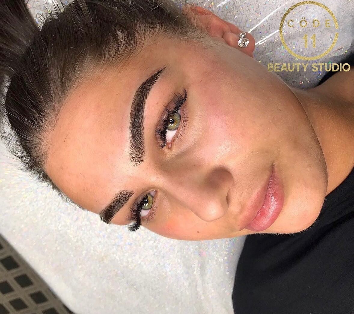 Yes 🔥we 🔥did it Ombr&eacute; on this  good looking face😍 #perfectbrows #permanentmakeup
