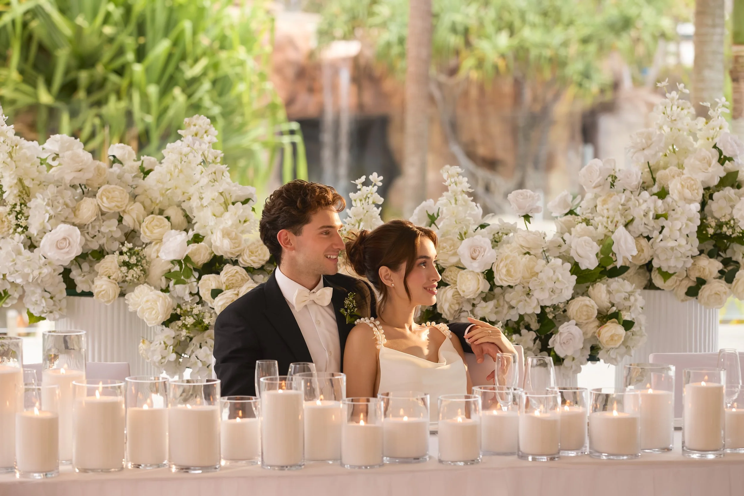 JW_GOLD_COAST_OOLSP_JWGC_Lagoon_Gallery_Bridal_Lifestyle_25437_hi-res (1).jpg