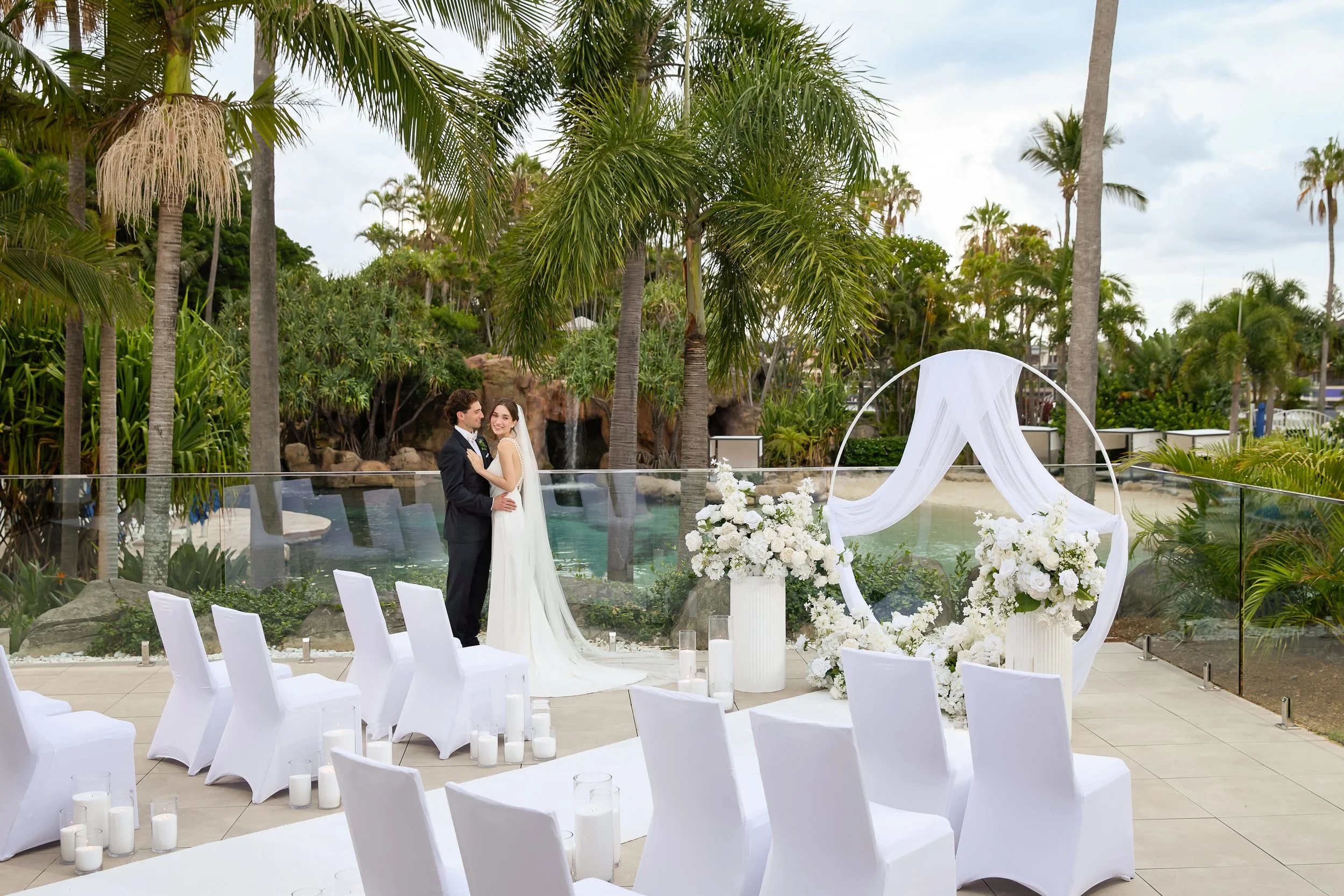 JW MARRIOTT GOLD COAST 25645 Lagoon Gallery Bridal SOCIAL CONTENT ONLY.jpg
