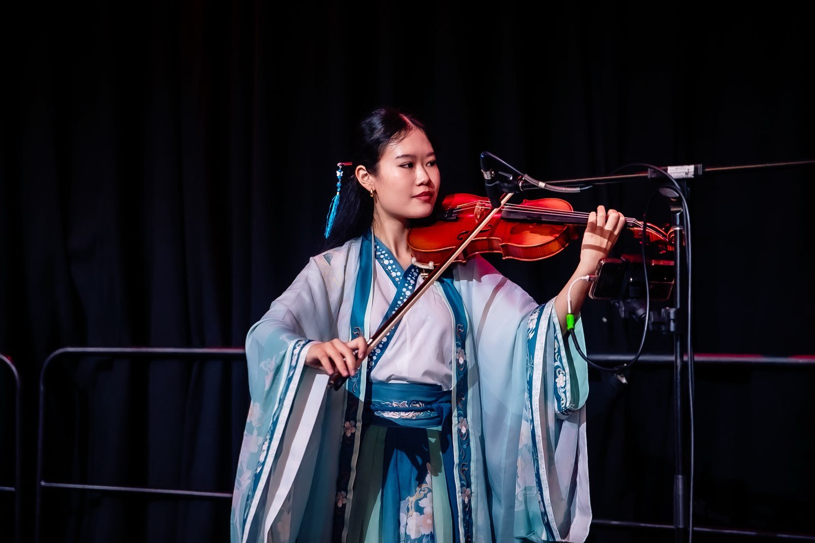 AMELIE SOH VIOLINIST