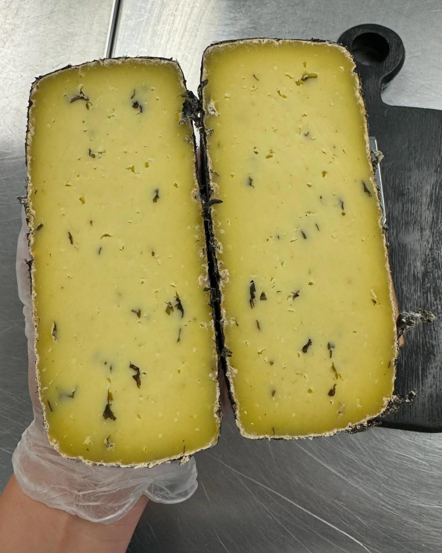 What better way to celebrate Halloween than with a NEW spooky cheese?! 👻🧀🎃 Meet Kyoto Kraken by our friends at @cherrygrovefarm - buttery, grassy, firm texture 🐮 but made with seaweed and the infamous @ooika.co matcha, giving it savory and salty 