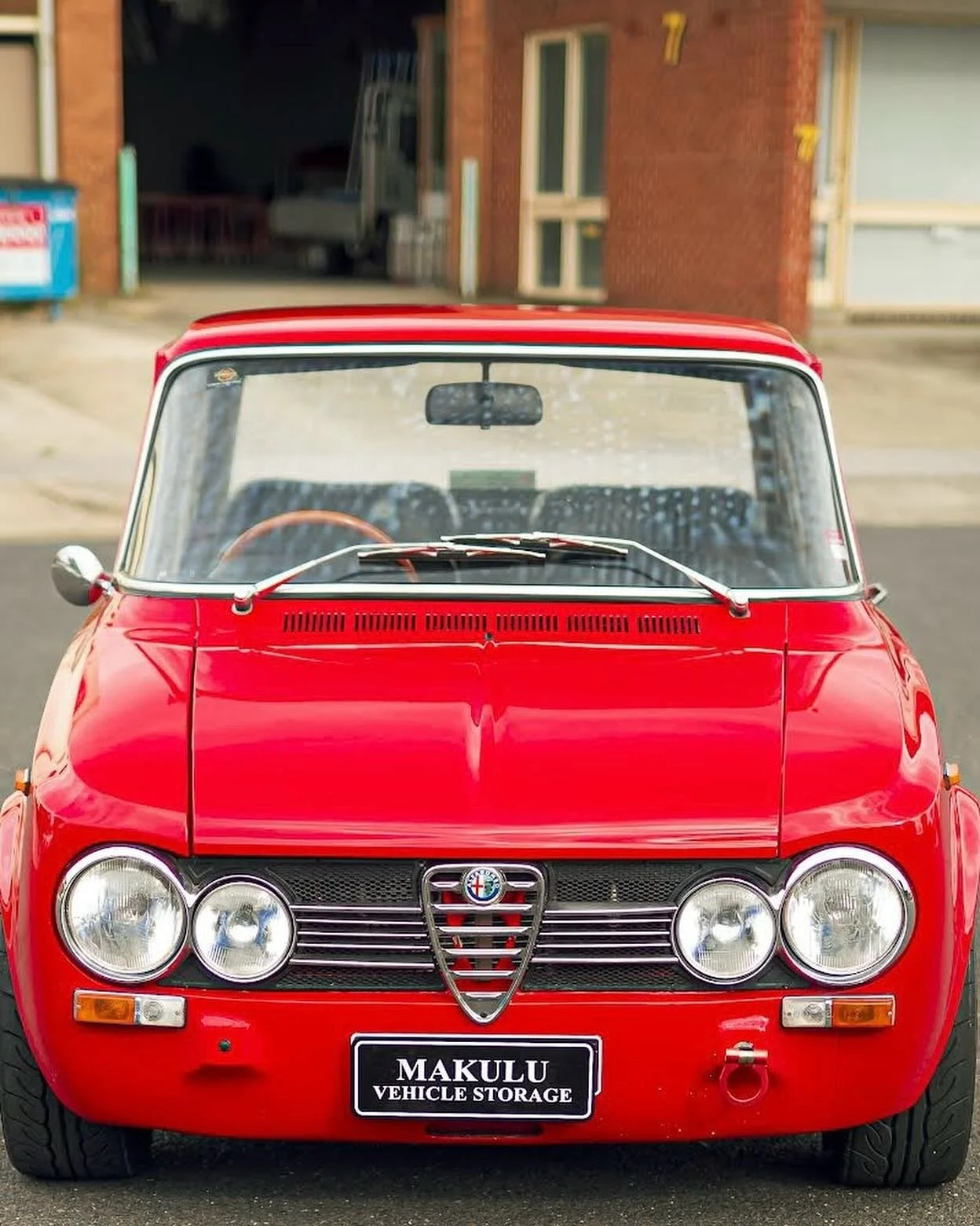 Last year we successfully placed our magnificent red 1973 Alfa Romeo Guilia Retro with Trading Garage, which led to the car being acquired by a Hong Kong buyer.
This car was upgraded to more modern specs with a 2-litre engine, Limited-slip diff and u