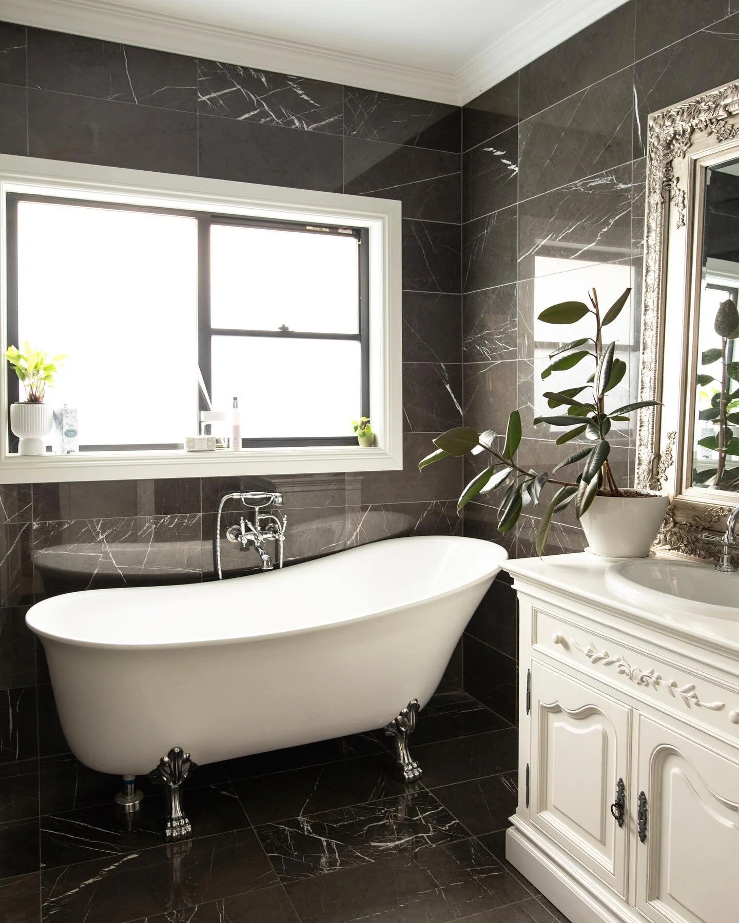 Let's talk Marble! This timeless classic tile brings luxury to any space. With marble being a natural stone, each tile boasts a unique pattern, ensuring your area has a look like no other, adding a stunning elegance to any room. 

Being a great heat 