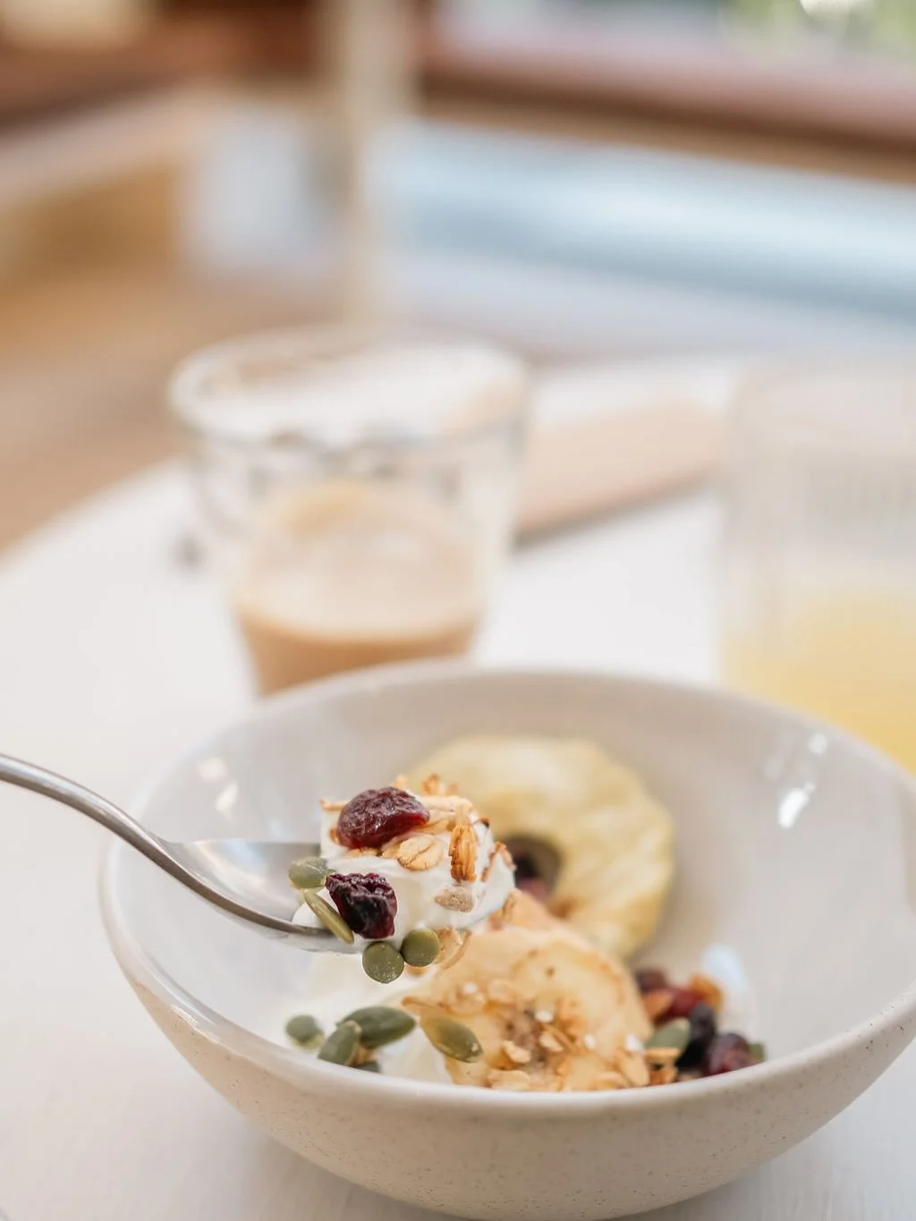 When morning calls, indulge in fresh seasonal complimentary breakfast in The Hub. ☕️ 

#rainforestcool #itwasallatamborinedream #checkintocheckout #weareone #destinationscenicrim #thetamborine #boutiquehotel #mounttamborine #scenicrim @katherineandca