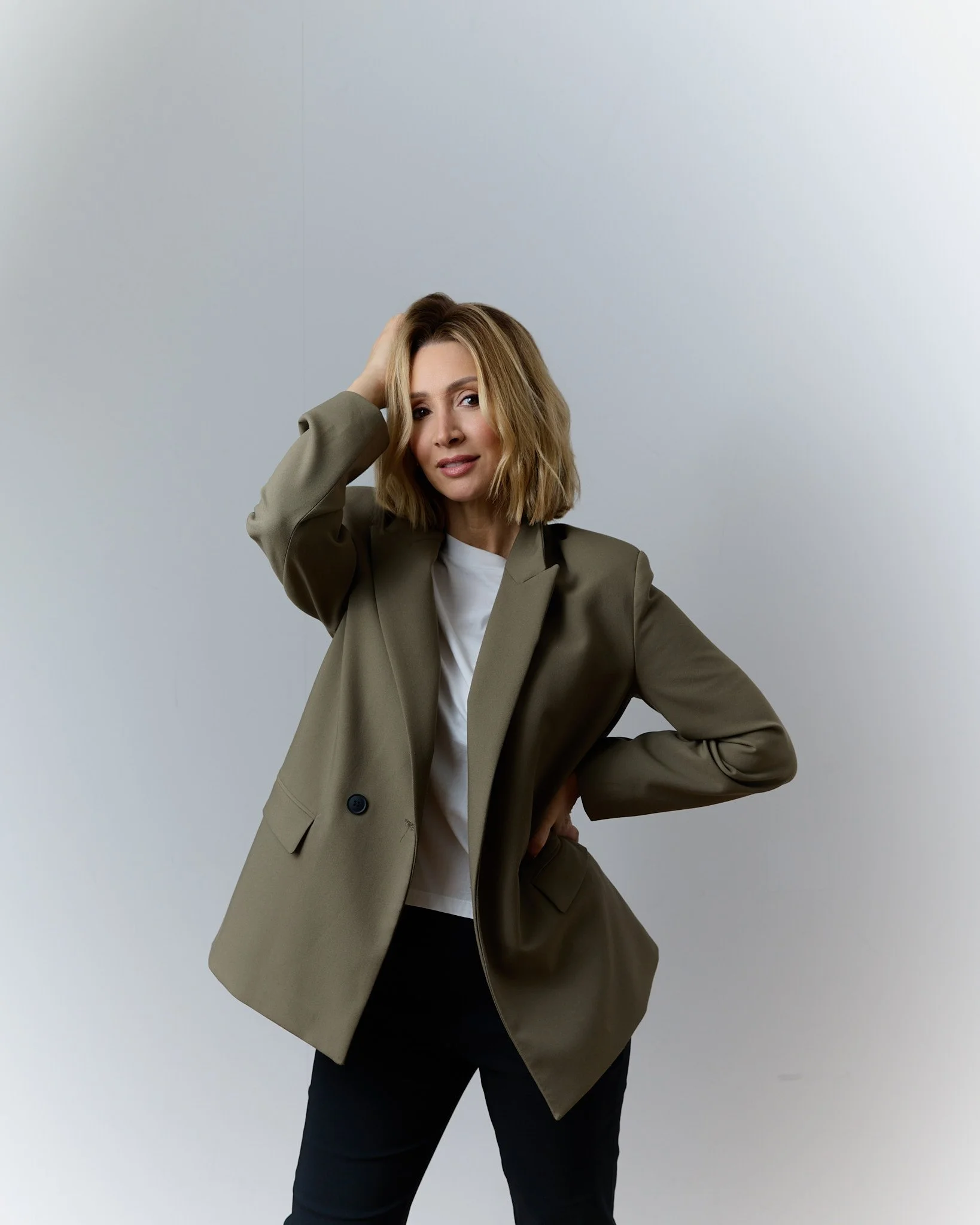 Portrait Session with Lucy-Jo Hudson / photographed by James Melia