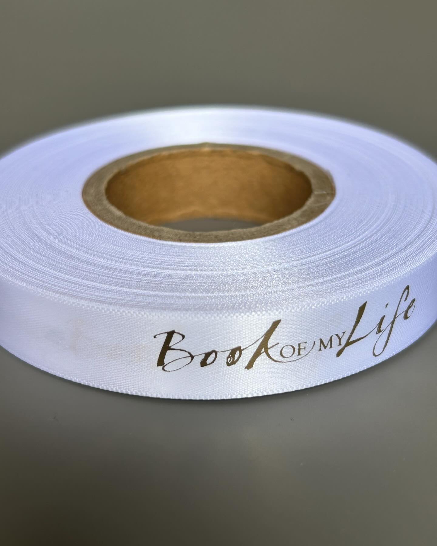 A fresh batch of ribbon all ready to finish off our gorgeous gift boxes. Looking for a unique present for a milestone birthday? What could be better than a ghostwritten biography? Prices start at &pound;2,150.

#gift #giftideas #biographies #lifestor
