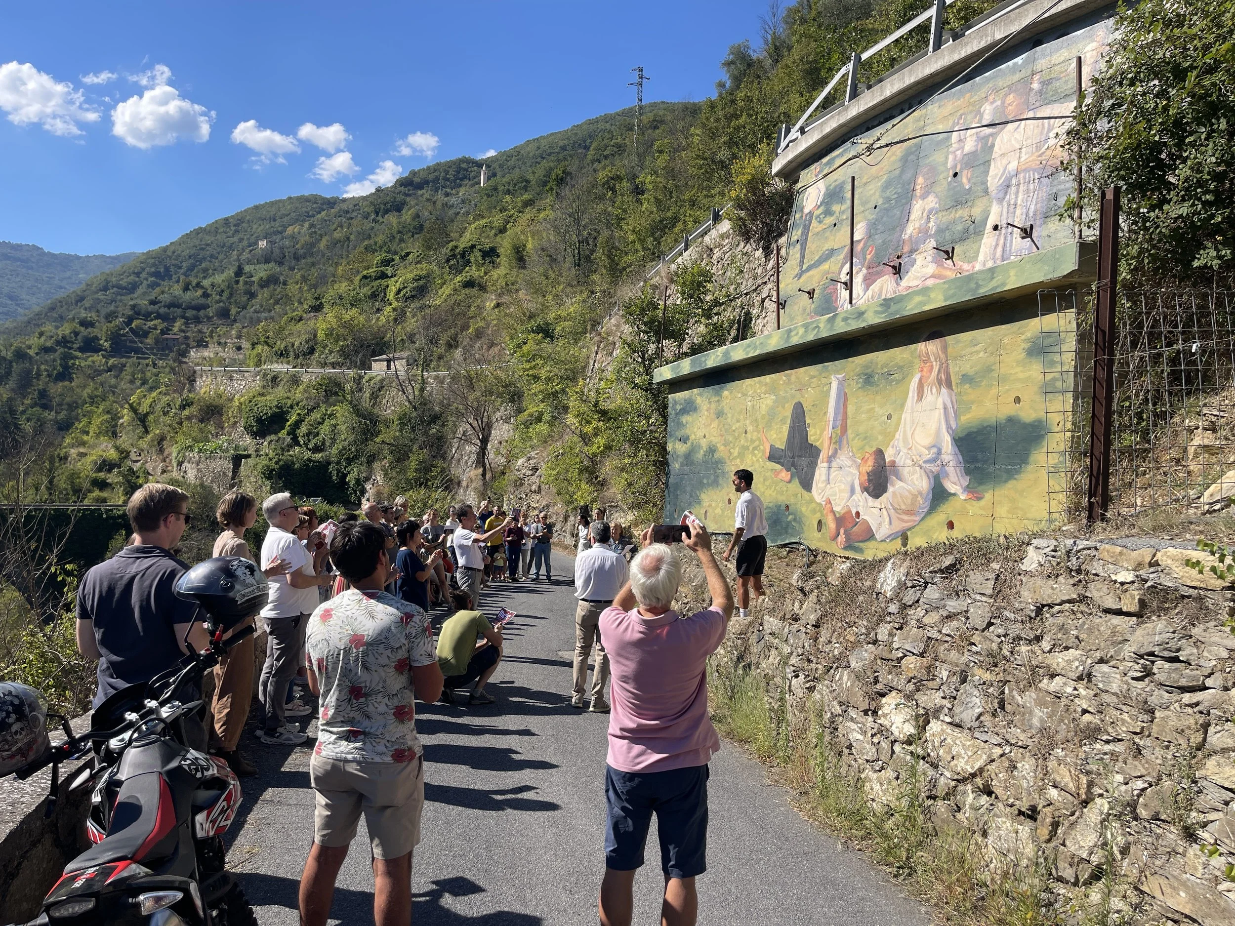 Camilo NuÑez, 2025, Mural artist talk, Lavina, Rezzo (IM), Arroscia Residency Think Art