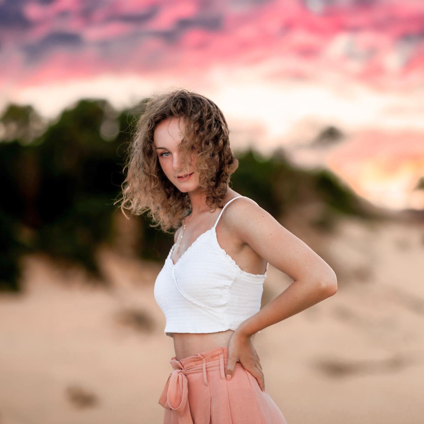 I&rsquo;m sharing another High School Senior photograph for all my OBX (The Outer Banks) lovers!  Is anyone familiar with Jockey&rsquo;s Ridge State Park in the Nags Head region of OBX?  It is UNREAL beautiful there, and I had the most incredible pho
