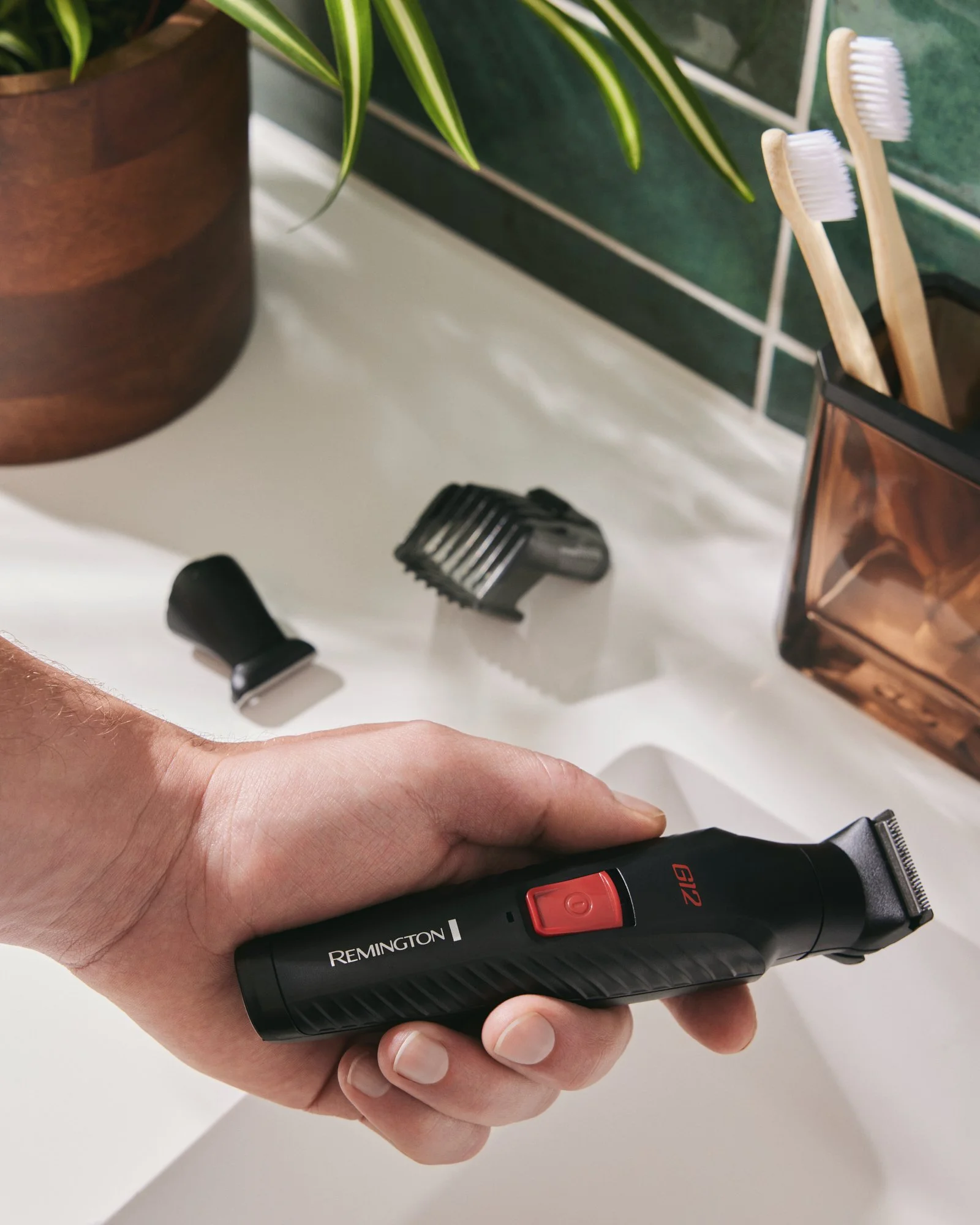 20250520_REMINGTON_SHAVERS_0068_HR_R1_2000PX.jpg