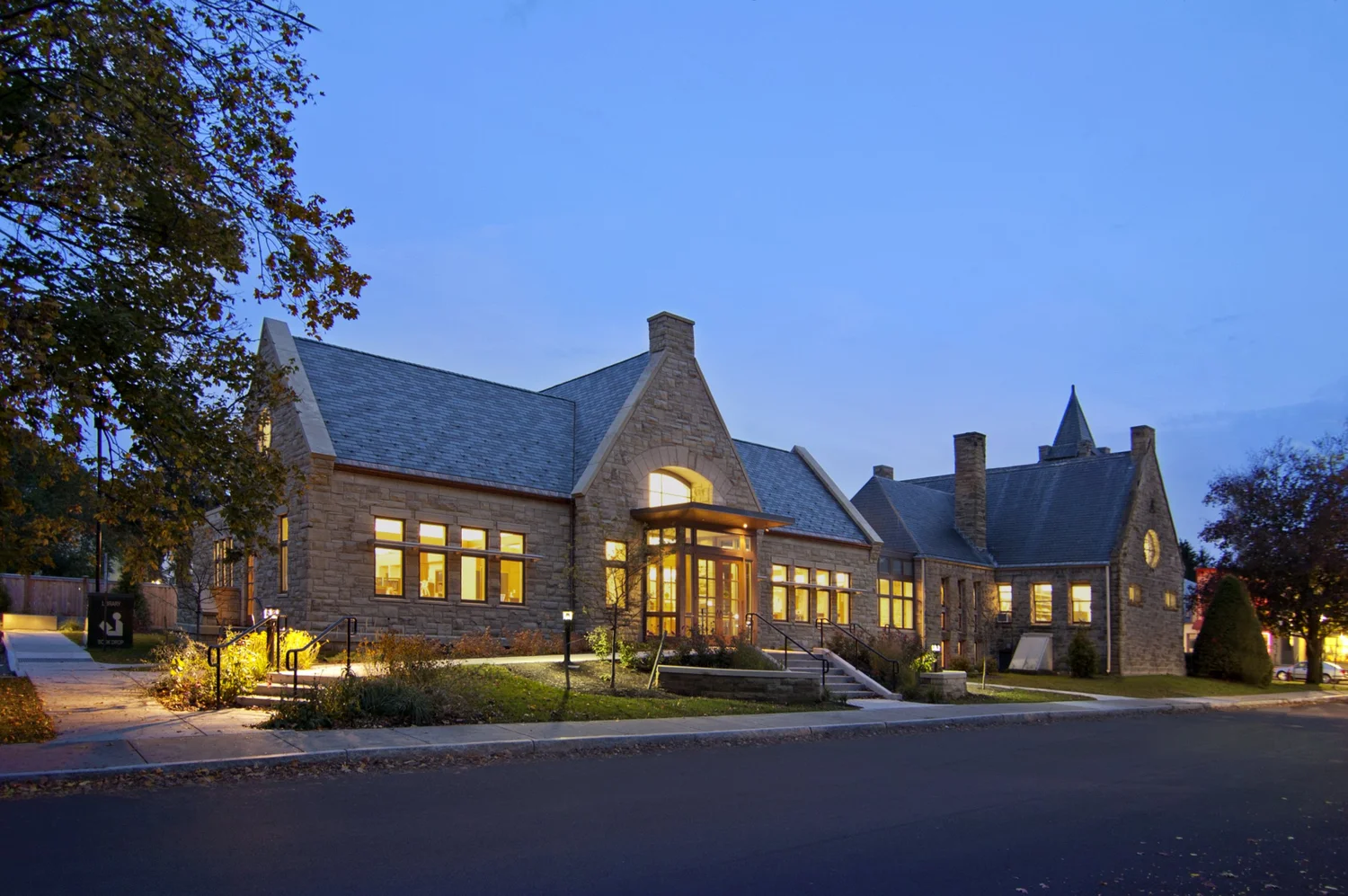 Southworth Library —