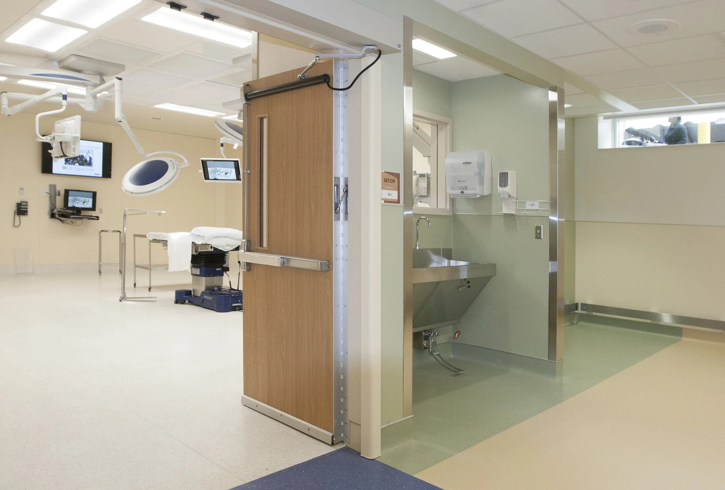 HC_Highland_Int_SurgicalSuite_1719.jpg