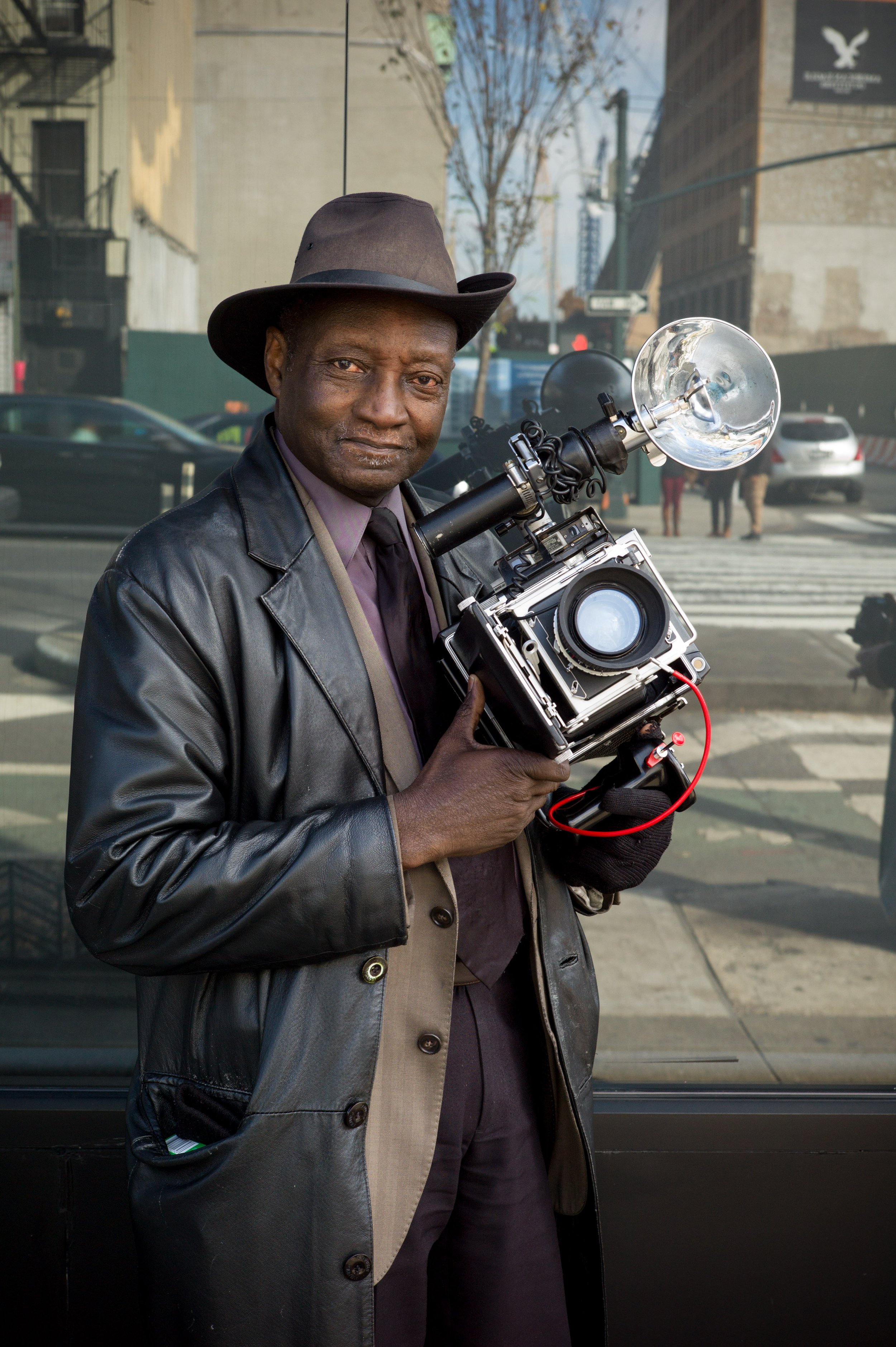  Louis Mendes  New York street photographer 