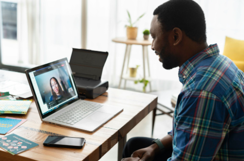 In-Person vs. Virtual Therapy: How to Choose What’s Right for You