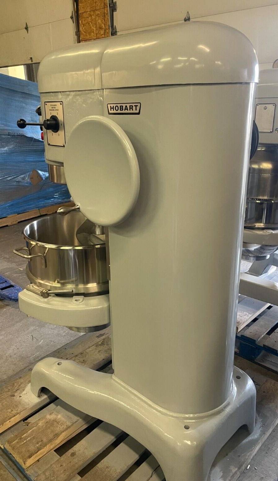 Hobart D300T 30 QT. Commercial Floor Mixer — wmfoodequip