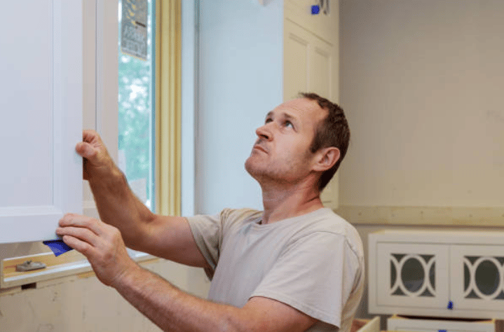 Benefits of Hiring a Professional Kitchen Cabinet Installer